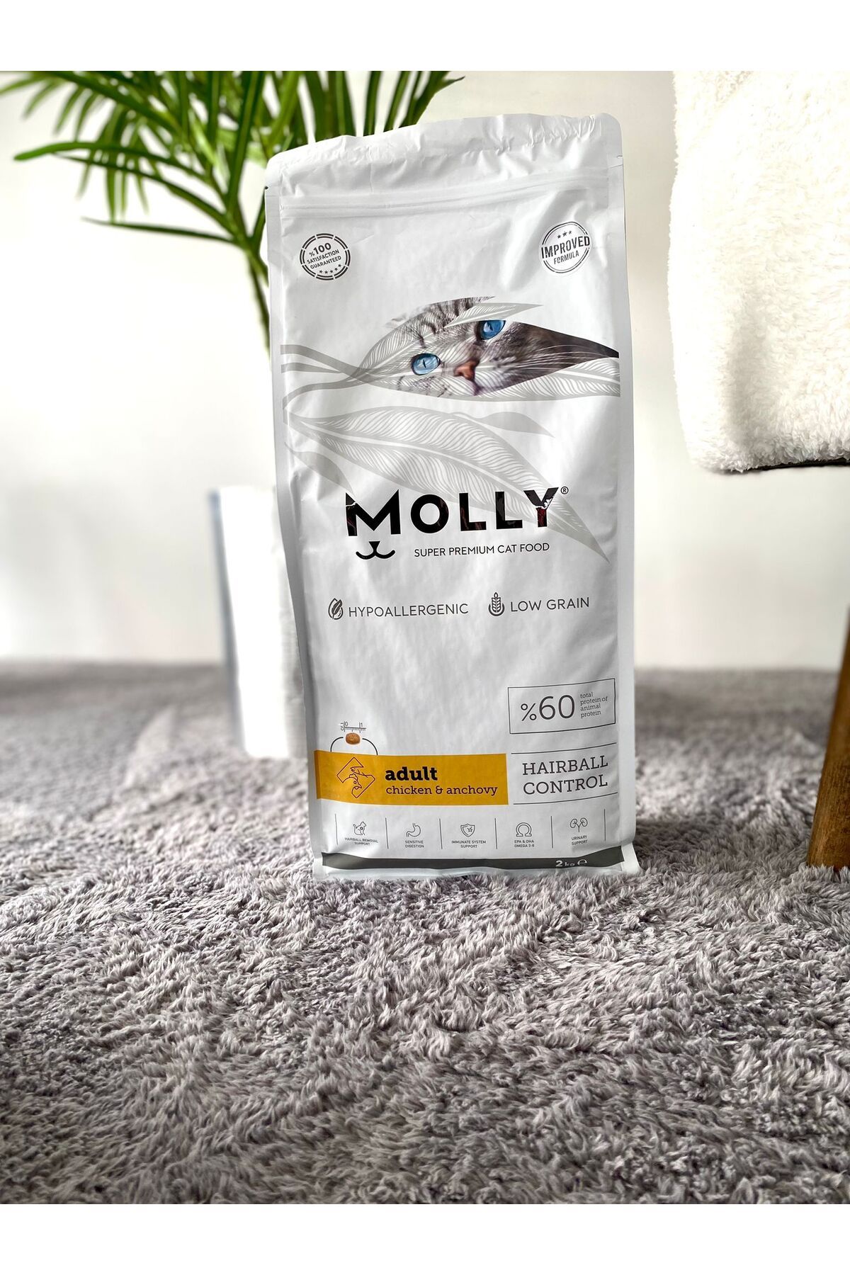 Molly Düşük Tahıllı Hipoalerjenik Tavuklu Yetişkin Kedi Maması 2 Kg