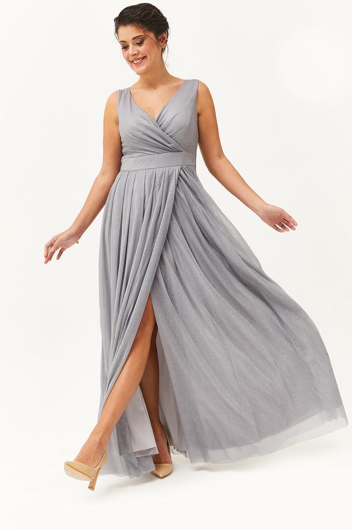 Ebsumu Kadın Büyük Beden Kolsuz Yırtmaç Detaylı Şifon Uzun Gri Abiye & Gece Elbisesi