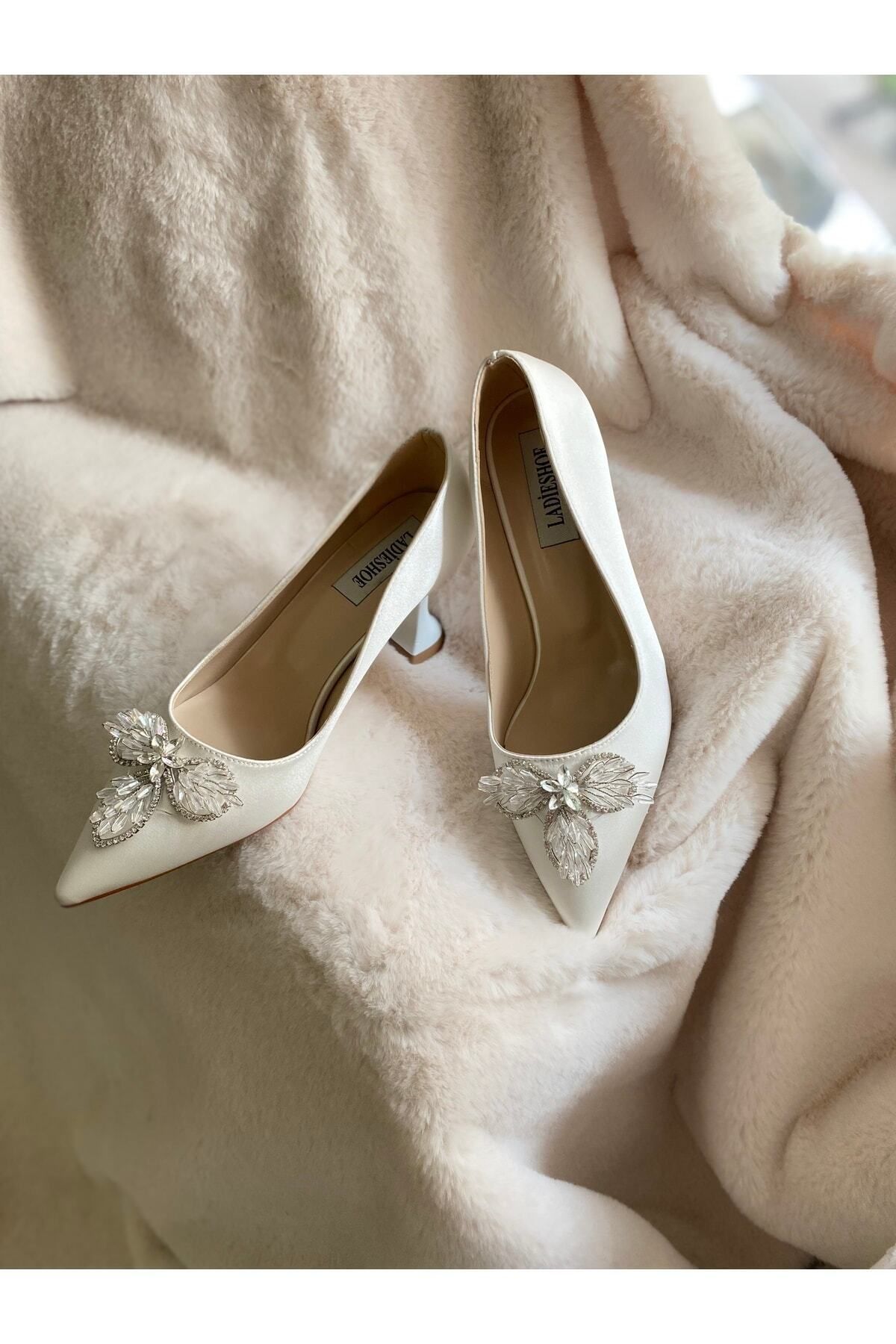 LADİESHOE Taşlı Kadın Ayakkabı Beyaz Stiletto