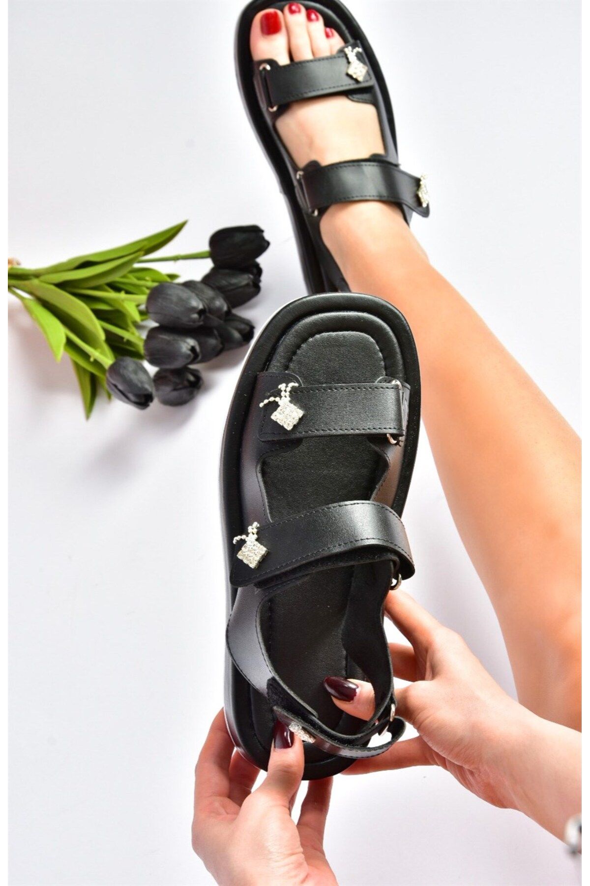 Fox Shoes Siyah Kadın Sandalet M294675009
