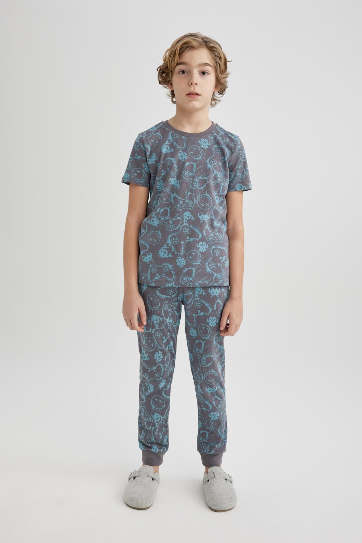 Defacto Erkek Çocuk Desenli Kısa Kollu Pijama Takımı B5542a824sp