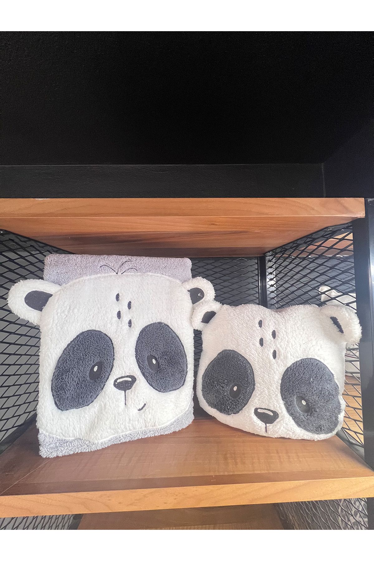 TREND Panda Nakışlı Yastık ve Battaniye takımı Welsoft