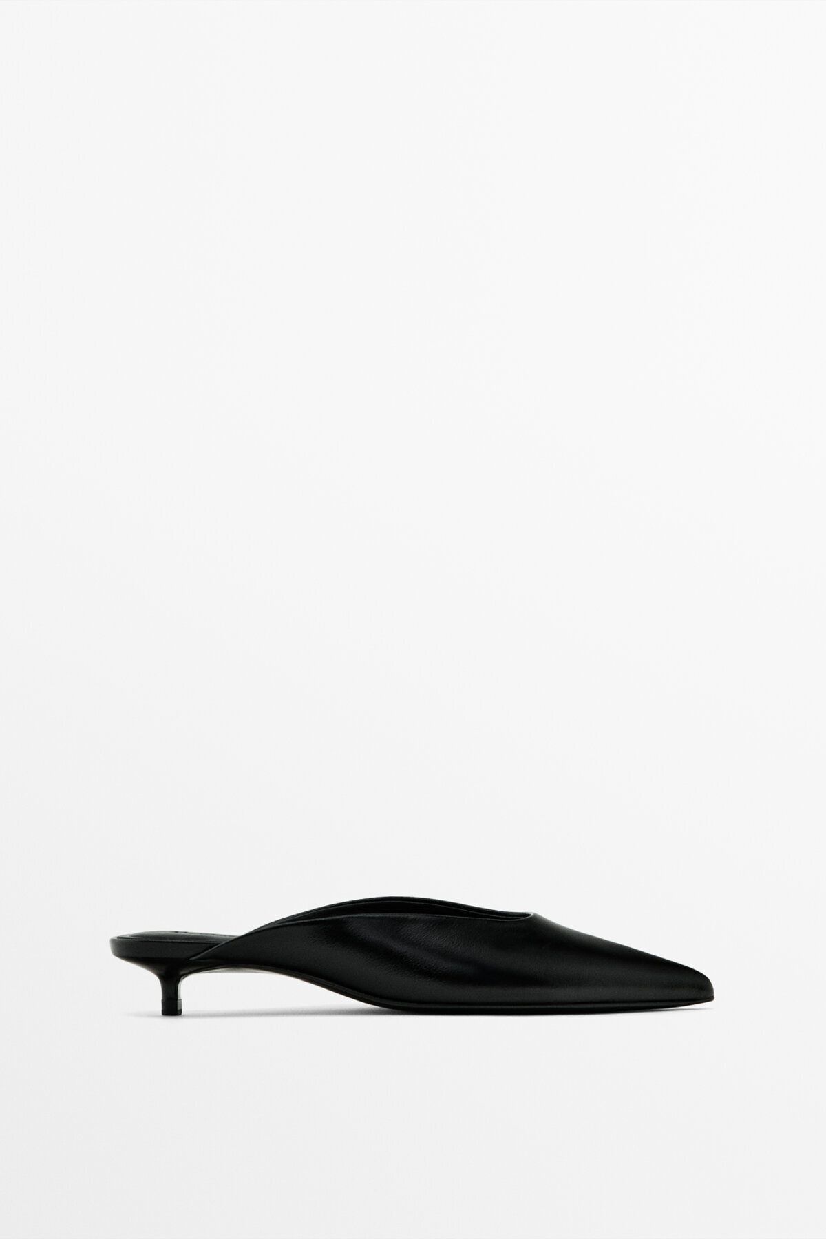 Massimo Dutti Sivri burunlu arkası açık topuklu ayakkabı