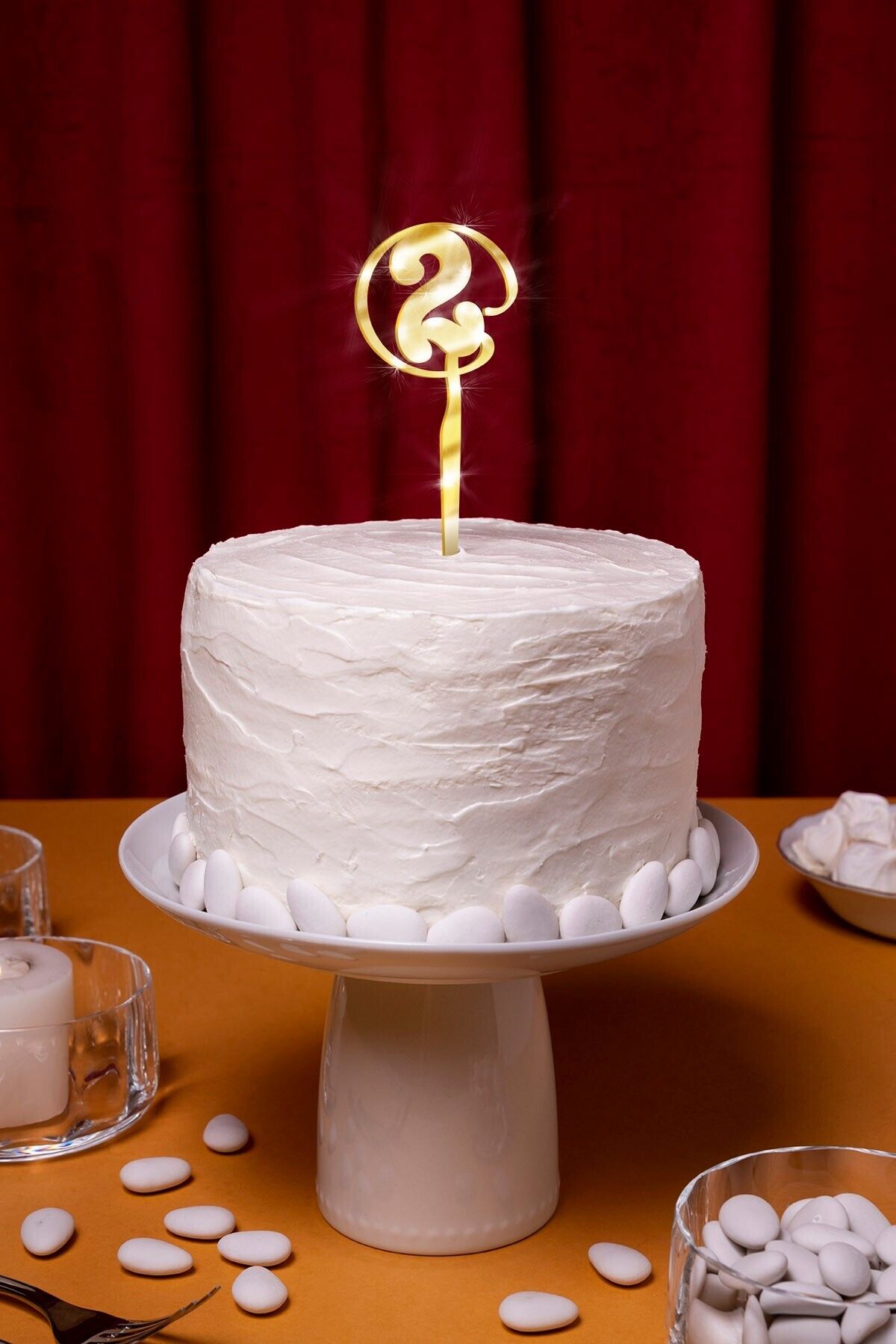 Artikel Gold 2 Yaş Yazılı Ayna Pleksi Pasta Üstü & Doğum Günü Partisi & Pleksi Pasta Süsü
