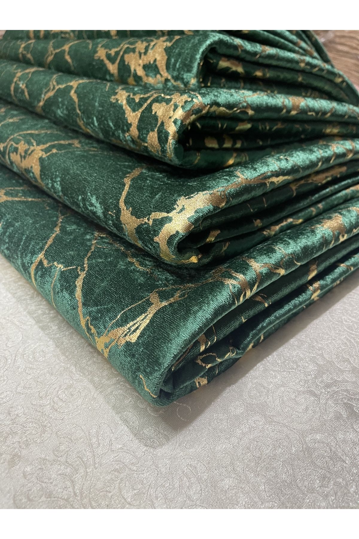 Tekstilsa Koltuk Çekyat Örtüsü Yeni Moda Altın Varaklı Dekoratif Haki Yeşil Zemin Süngerli Koltuk Örtüsü 1adet
