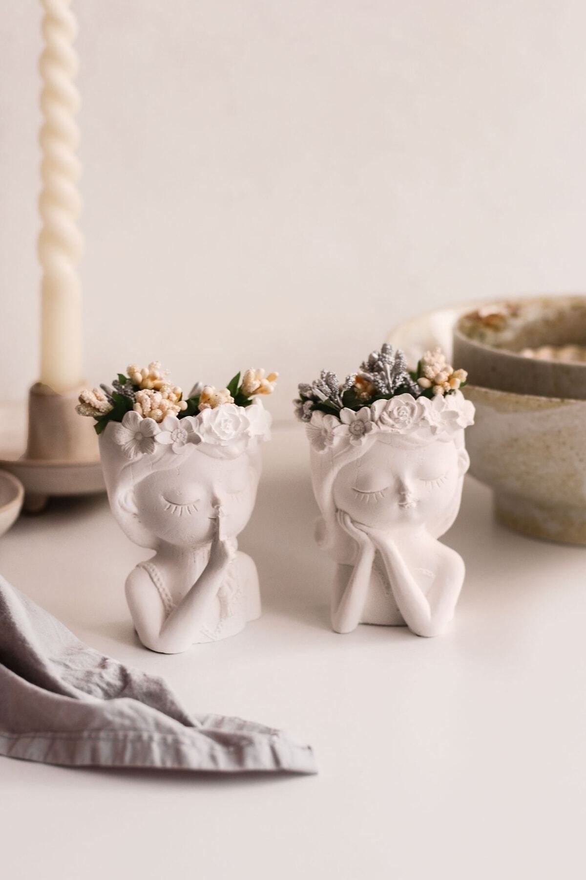 LALEZEN HOME İkili Çiçekli Kız Kardeşler Dekor Vazo (Çiçekler dahildir)