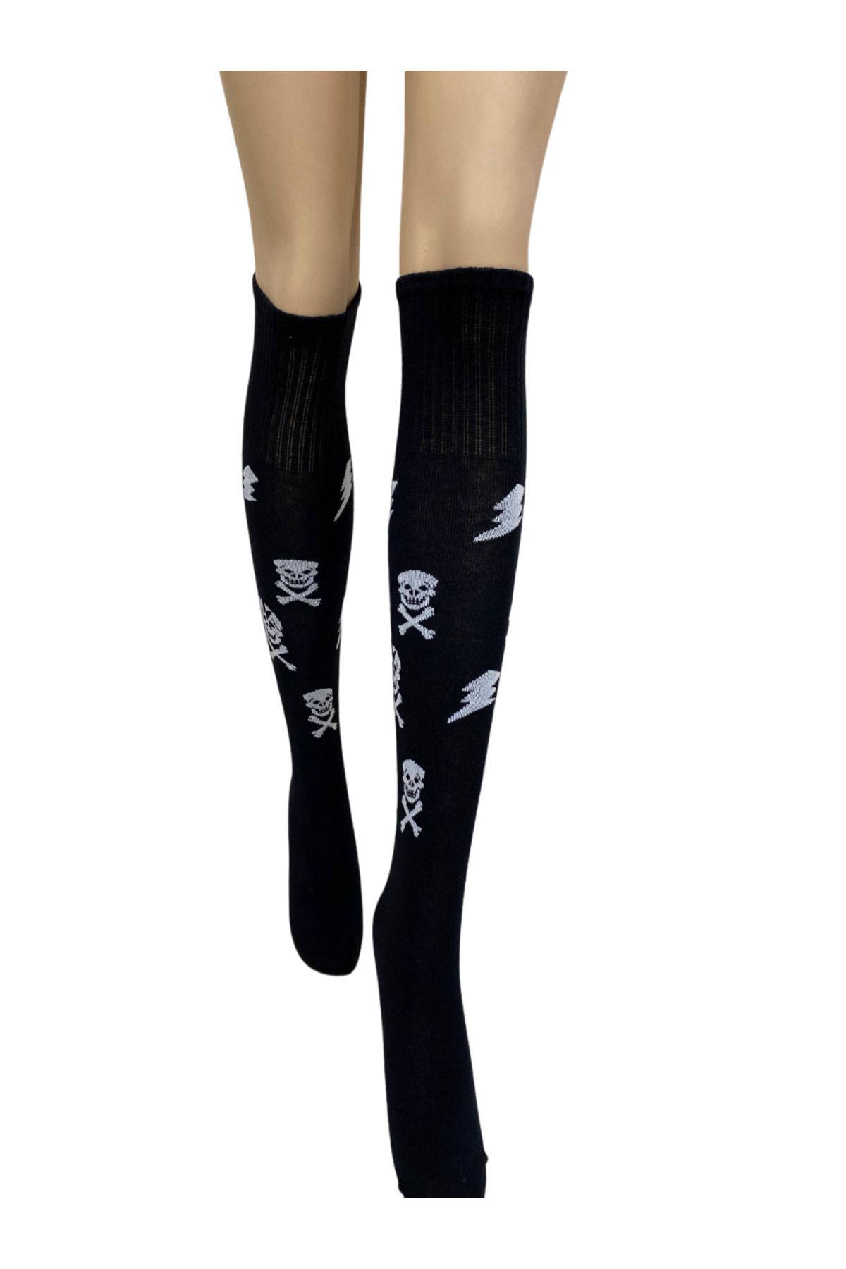 Kikiriki Kurukafa Desenli Siyah Basic Diz Üstü Çorap