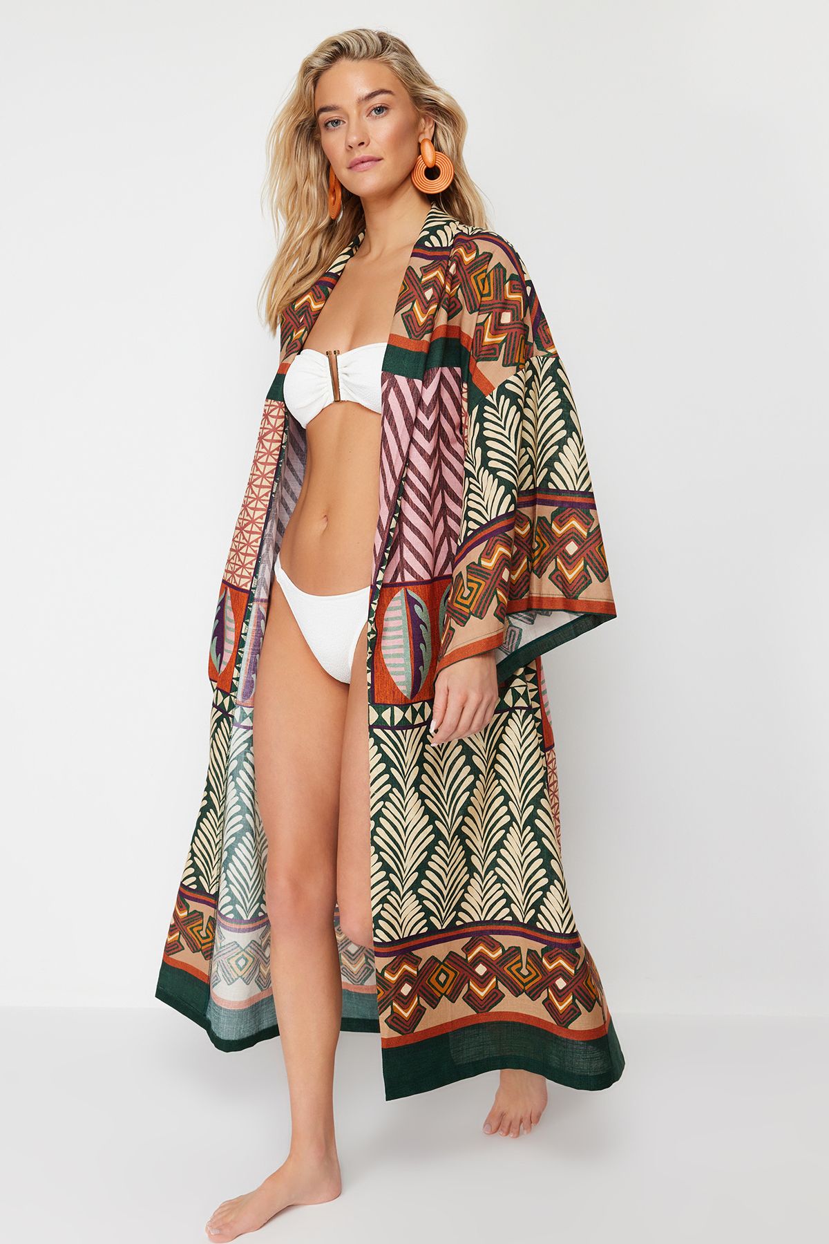 Trendyolmilla Etnik Desenli Maxi Dokuma Flamlı Pamuk Plaj Kimono&Kaftan TBESS24KM00022