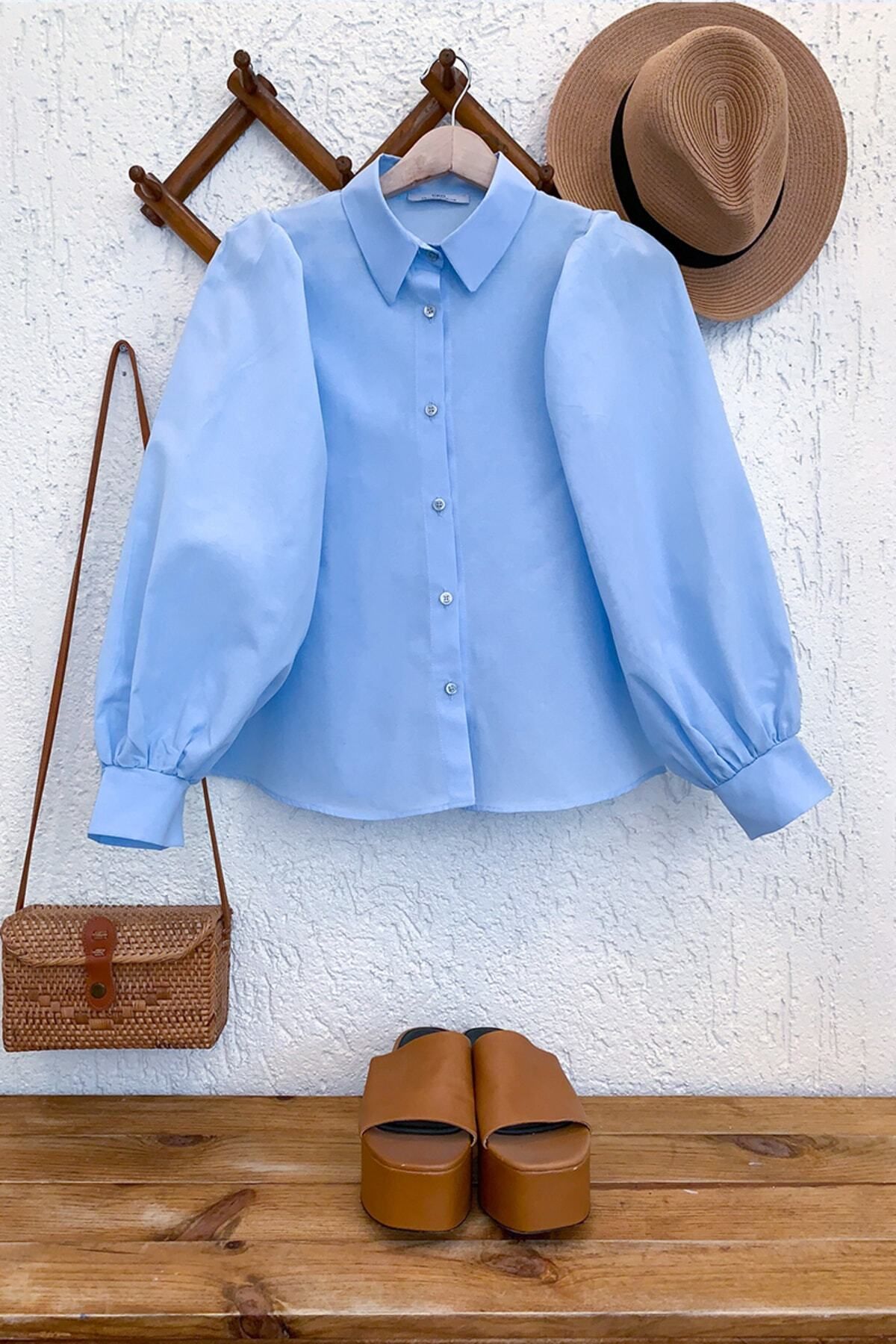 ceylan otantik Bebe Mavisi Klasik Yaka Crop Gömlek