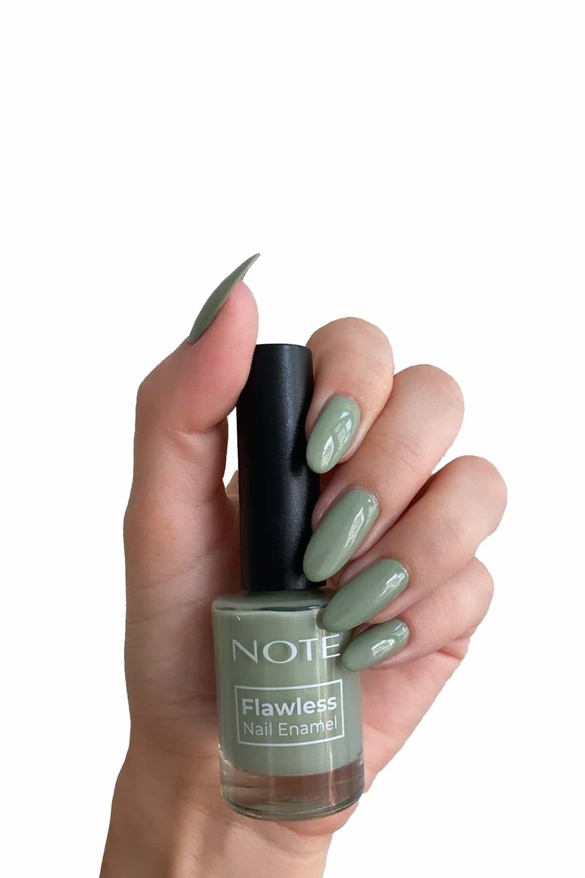Note Cosmetics Nail Flawless Oje 38 Conquer - Yeşil