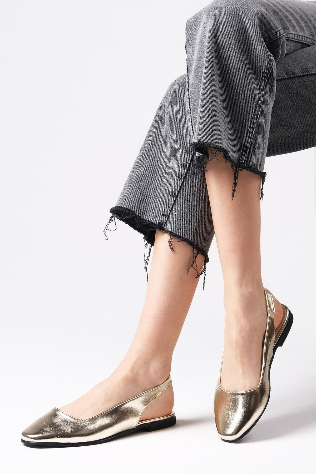 Mio Gusto Metalik Altın Renk Arkası Açık Kadın Düz Babet Ayakkabı
