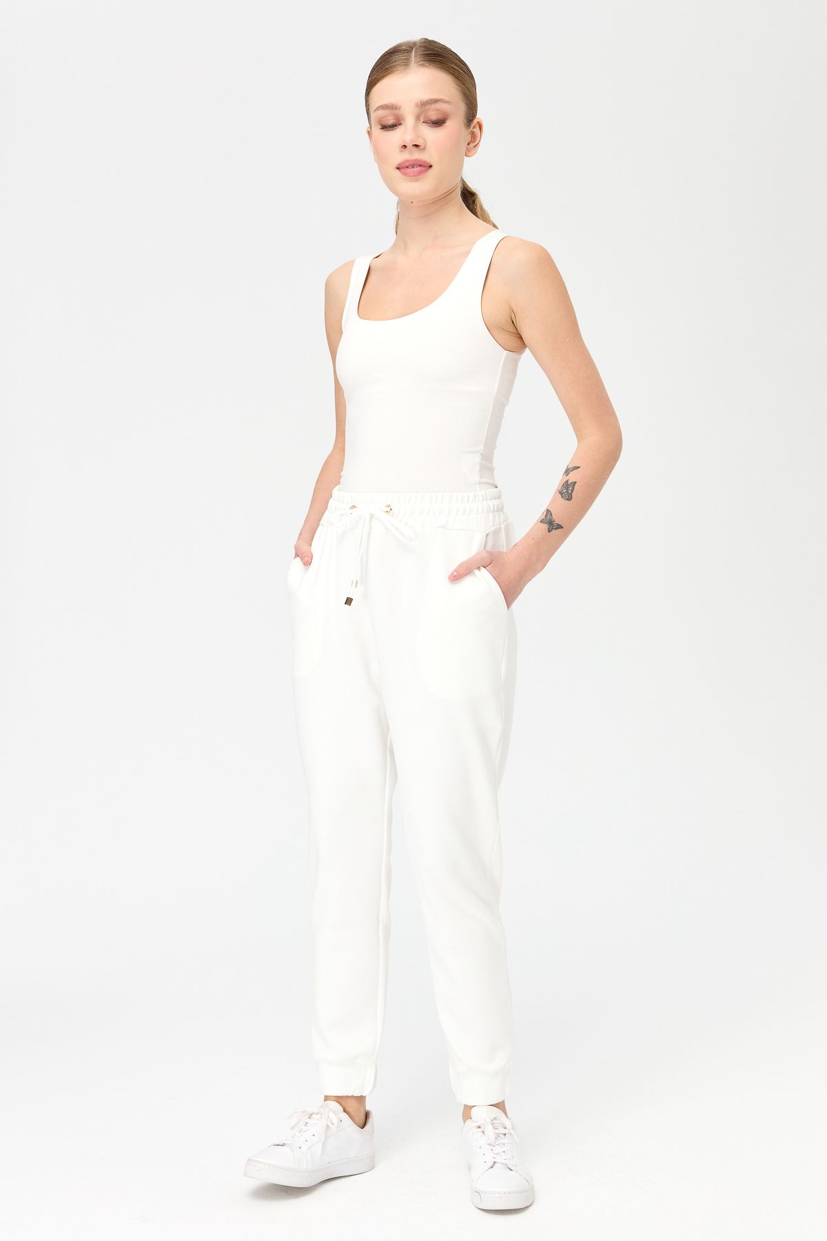 Desen Triko Kadın Paça Arkası Lastikli Cepli Eşofman Pantolon Beyaz