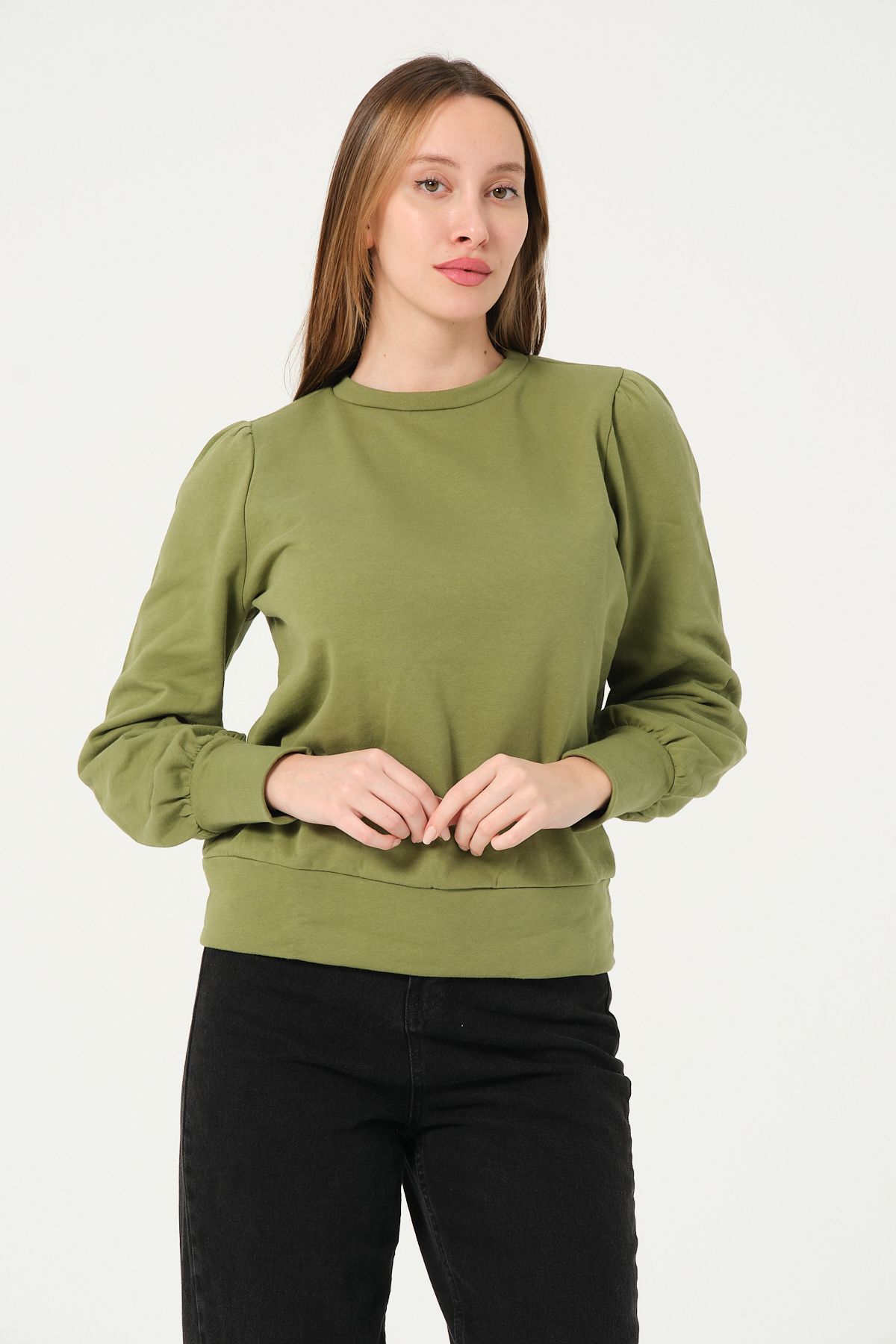 ES&SY P-004986 - Kadın Omuzu Büzgülü Pamuklu Uzun Kollu Sweatshirt - Yağ Yeşili