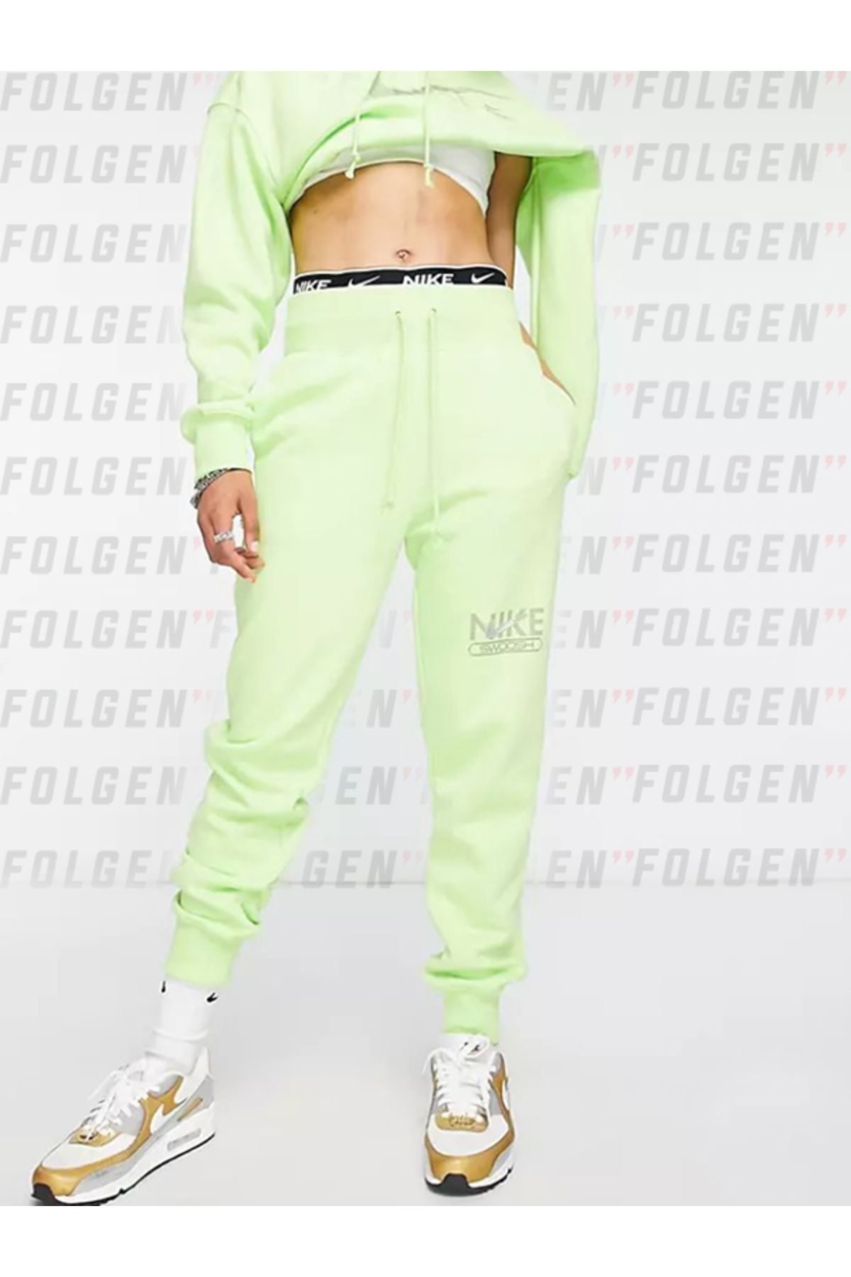 Nike Swoosh Graphic High-waist Joggers in Lime Green Pamuklu Kadın Eşofman Altı