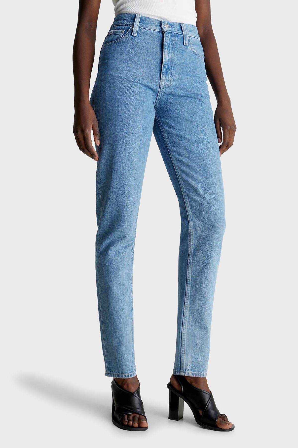 Calvin Klein Pamuklu Yüksek Bel Mom Fit Jeans J20J2221531AA KOT PANTOLON J20J222153 1AA