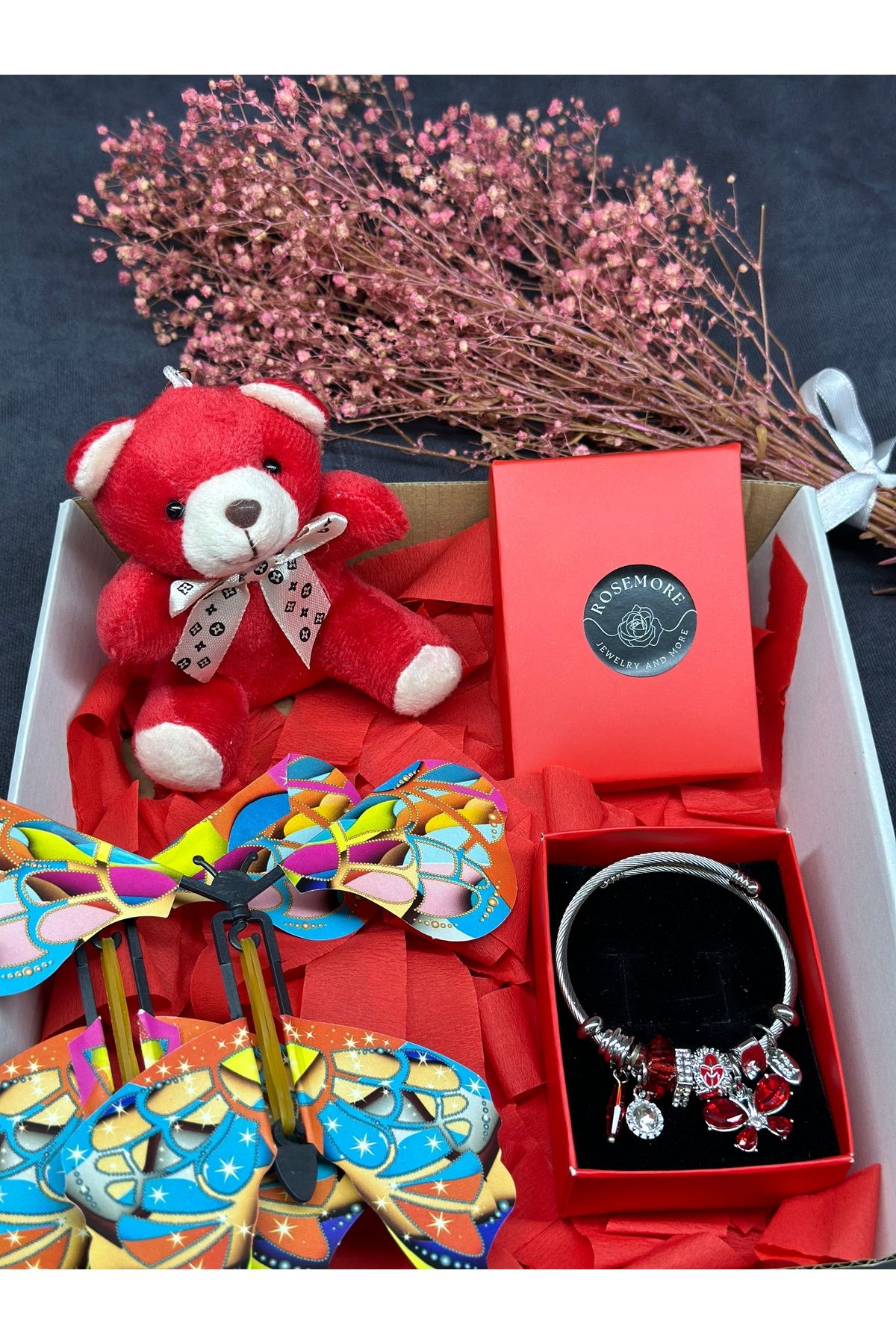 ROSEMORE Uçan kelebekli hediye kutusu (bileklik dahil)