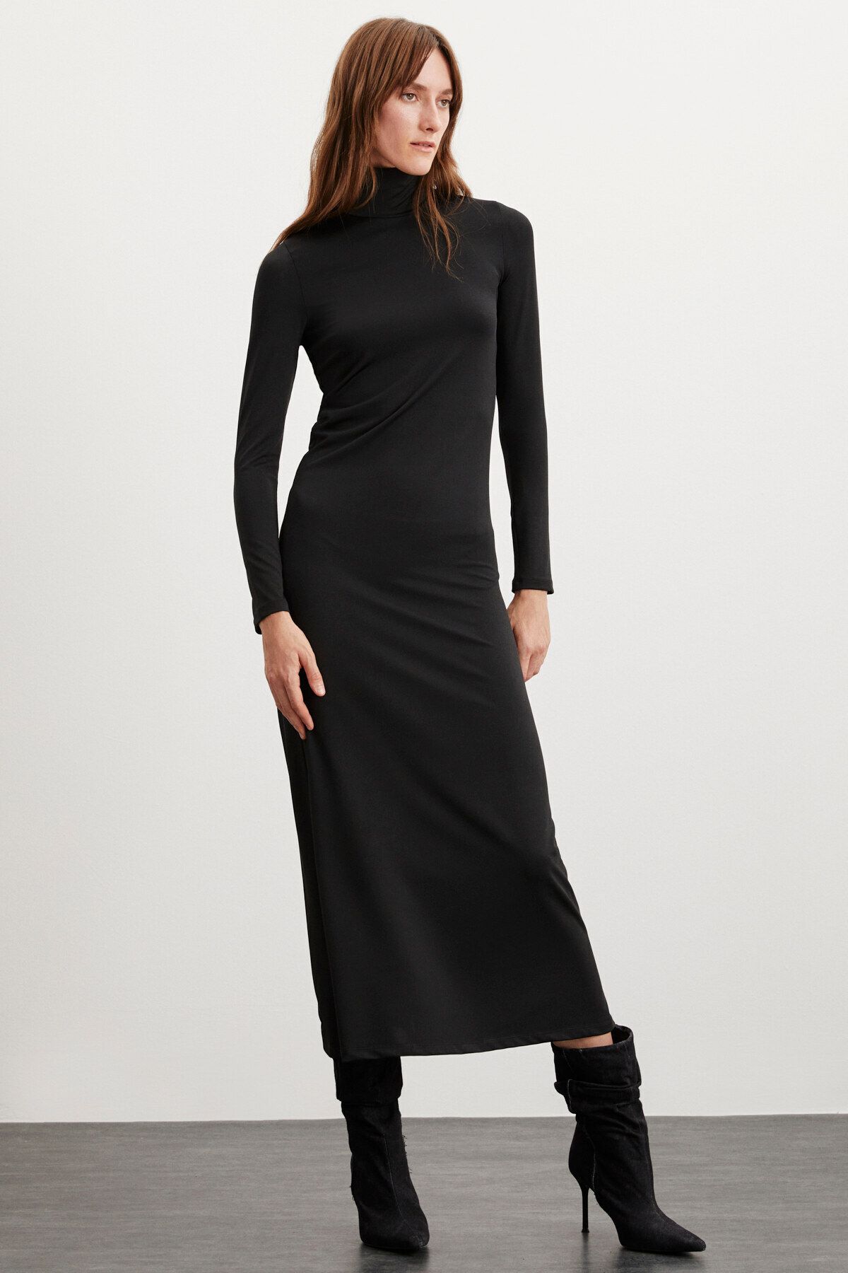 GRIMELANGE Sapphıre Kadın Boğazlı Uzun Kollu Slim Fit Maxi Siyah Elbise