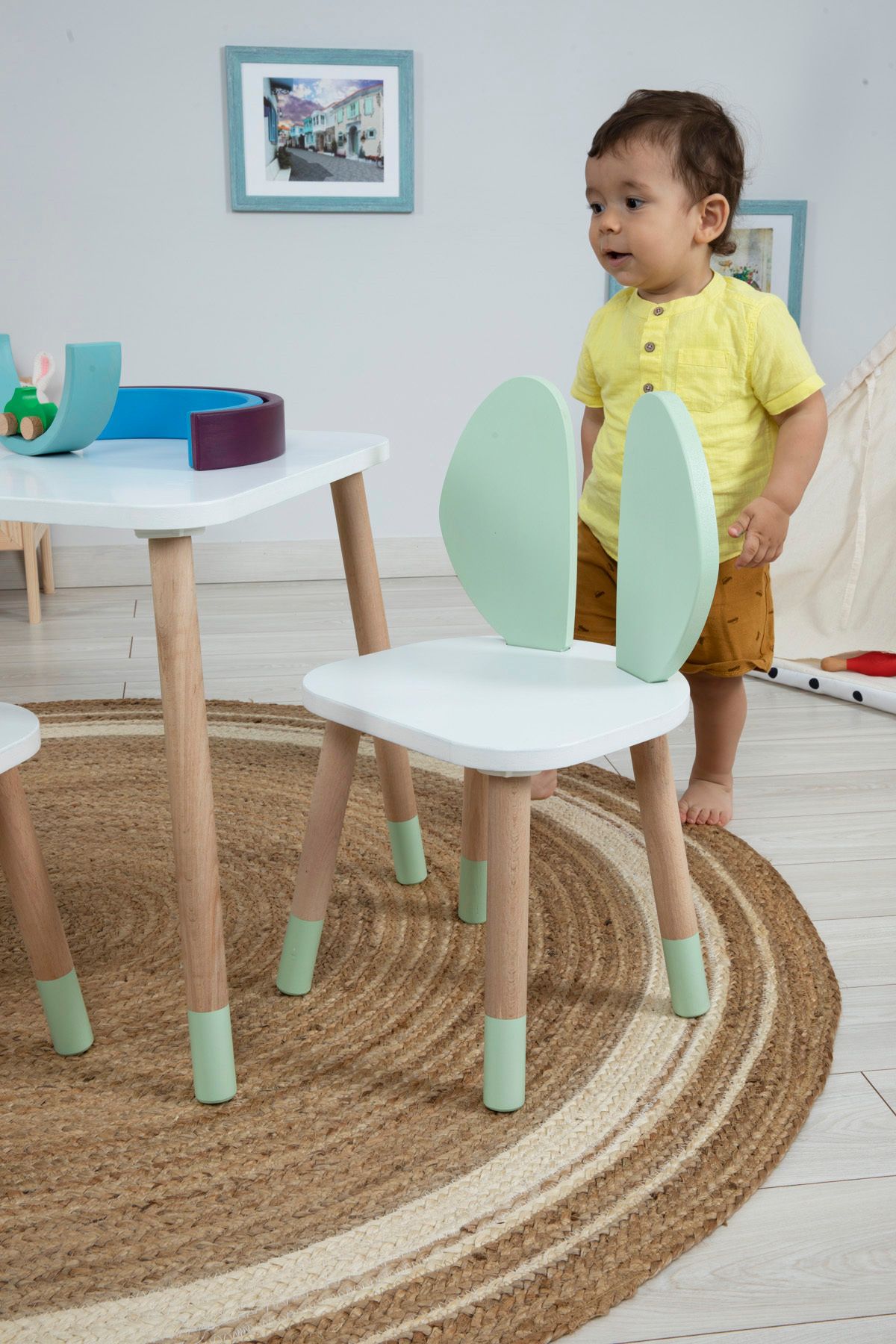 Bee Smart Ahşap Montessori Aktivite Masası Sandalyesi, Bunny Masa Sandalye