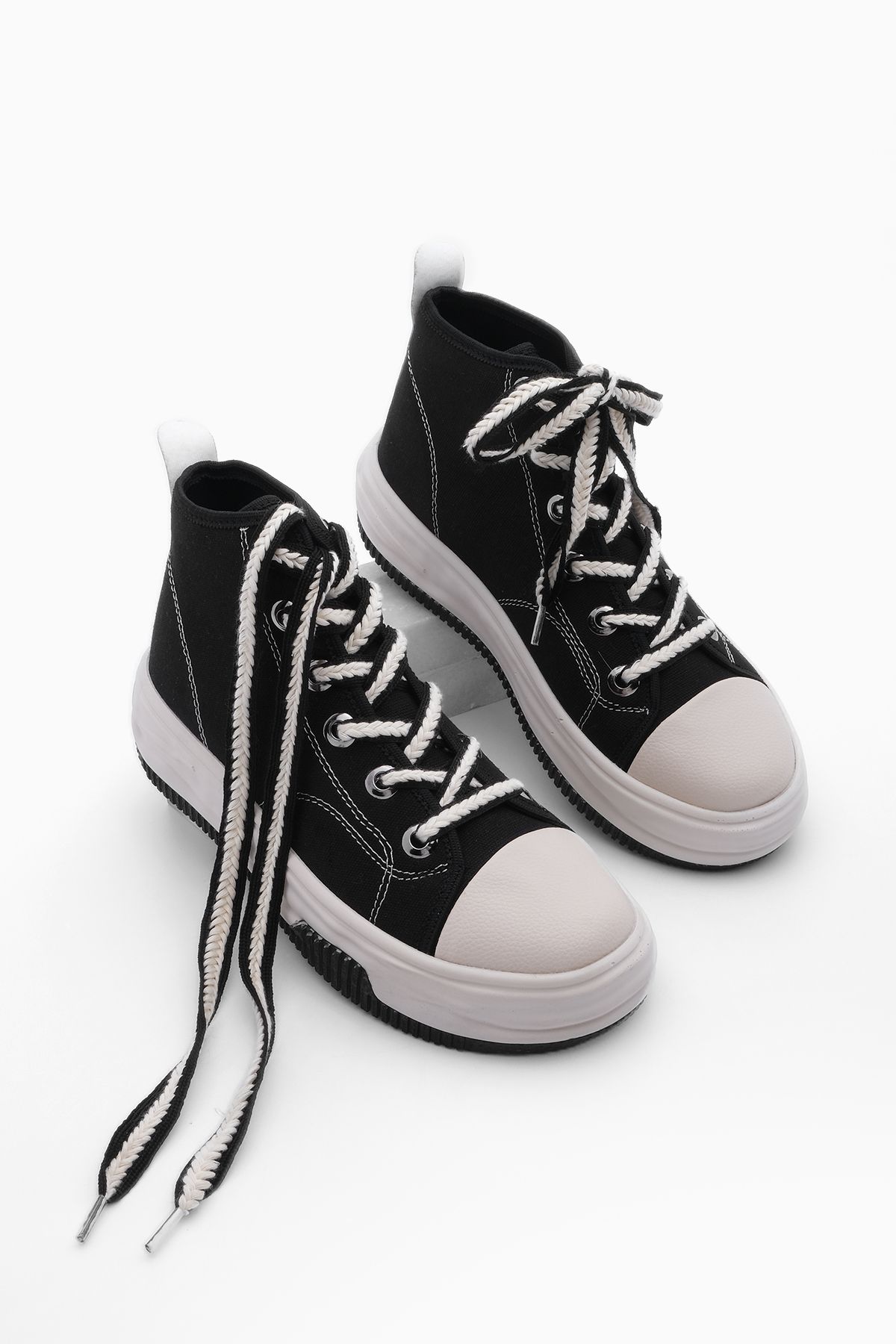 Marjin Kadın Bağcıklı Sneaker Yüksek Taban Bilekli Bez Spor Ayakkabı Elesva siyah