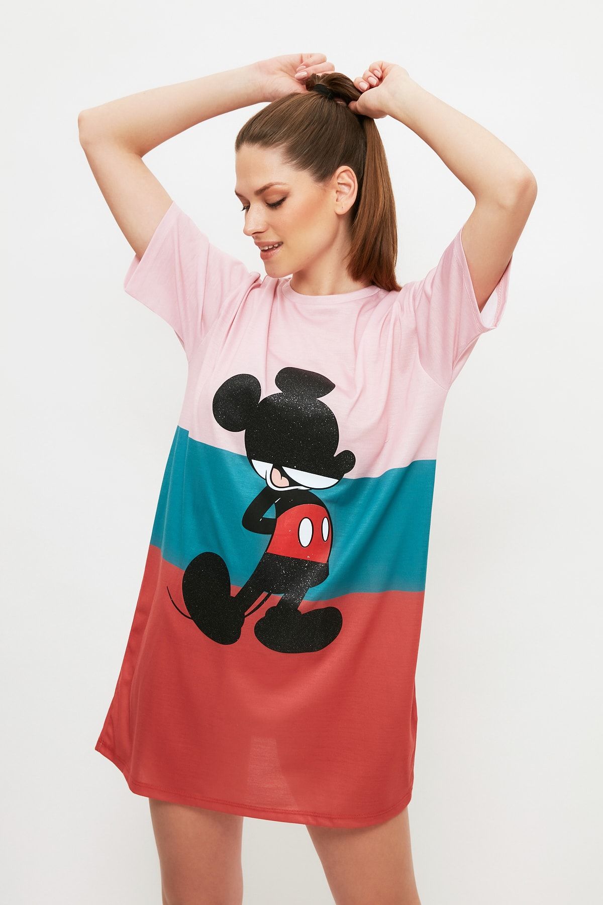 TRENDYOLMİLLA Mickey Mouse Çok Renkli Lisanslı Baskılı Örme Elbise TWOSS21EL1691
