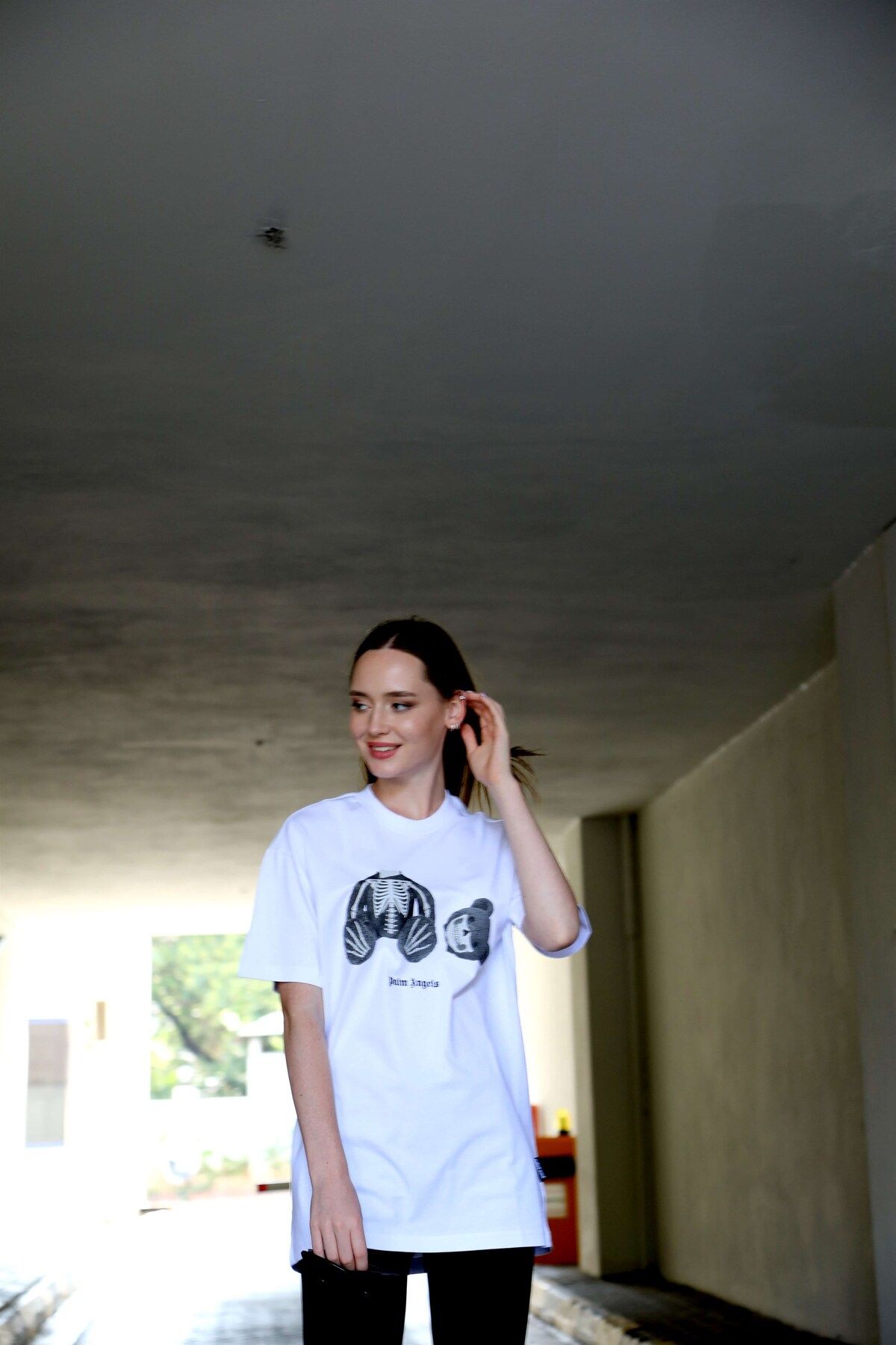 VorNişantaşı Kadın Özel Tasarım Iskelet Ayıcık Baskılı Tshirt