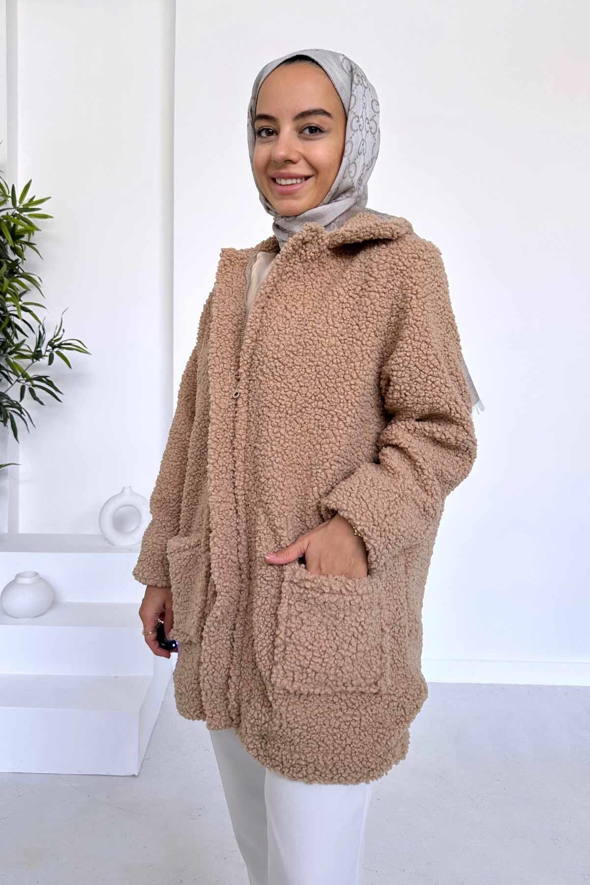 Ka Hijab Astarlı Çift Cep Peluş Tesettür Mont - Camel