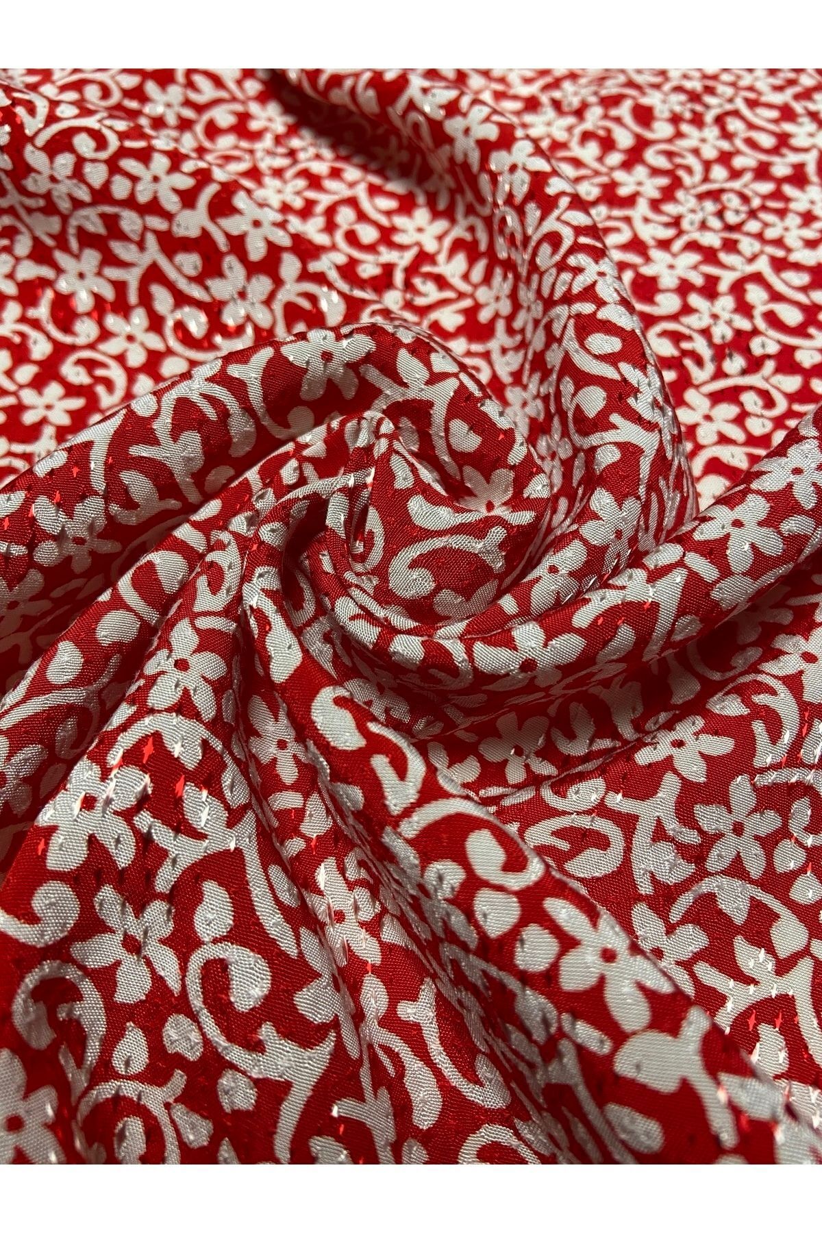Kumaş sever Kırmızı Çiçek Desenli Jakarlı Cupra Kumaş 1.sınıf Metrelik Çift En Giyim Etek Elbise Giyim