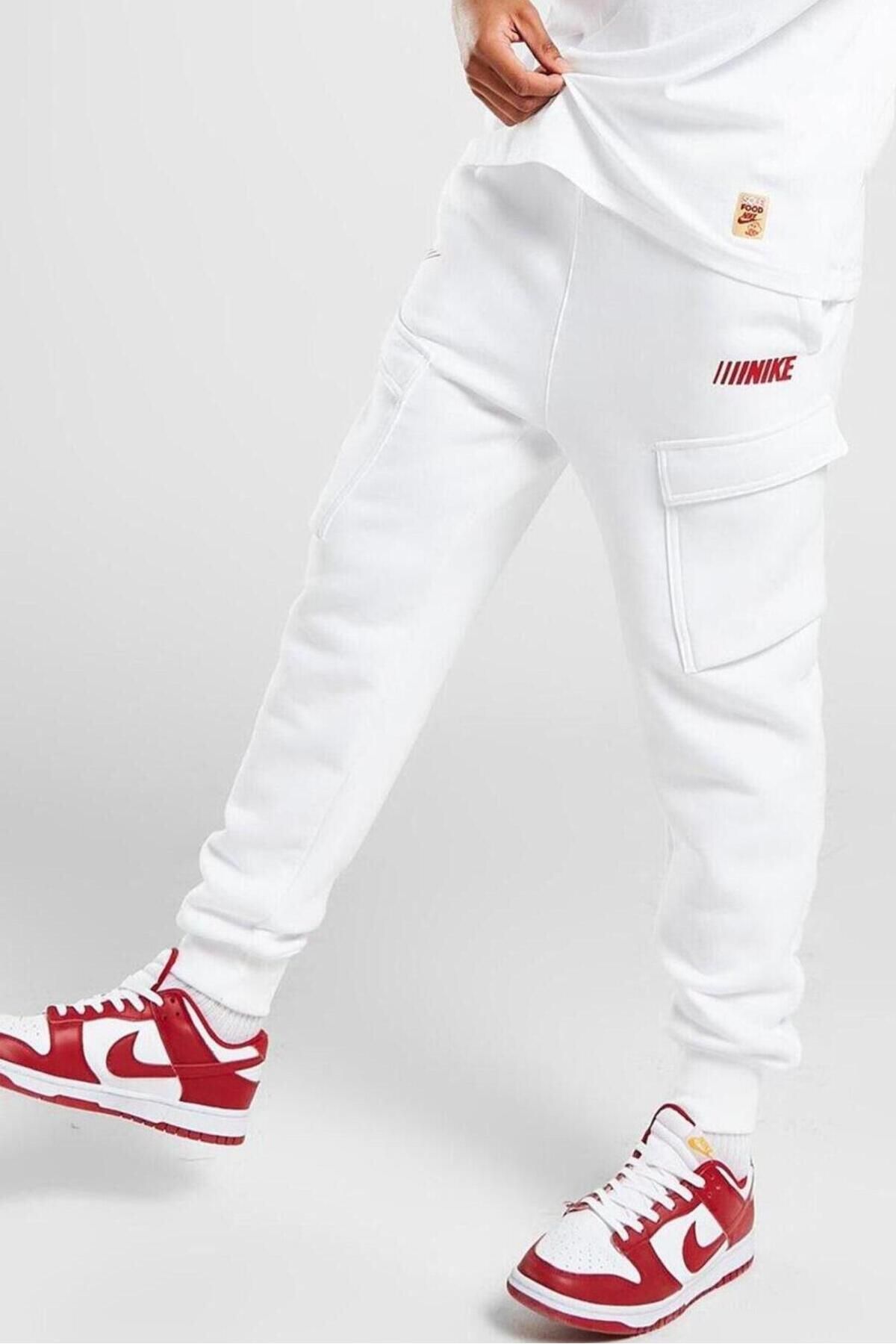 Nike Sportswear Standard Issue Fleece Cargo Erkek Beyaz Eşofman Altı