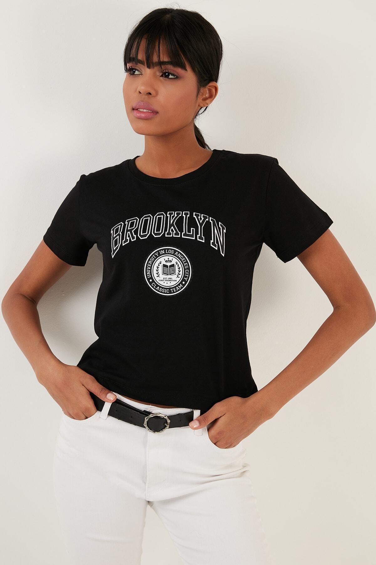 Lela Brooklyn Baskılı Bisiklet Yaka Dar Kesim T Shirt T Shirt 5864581