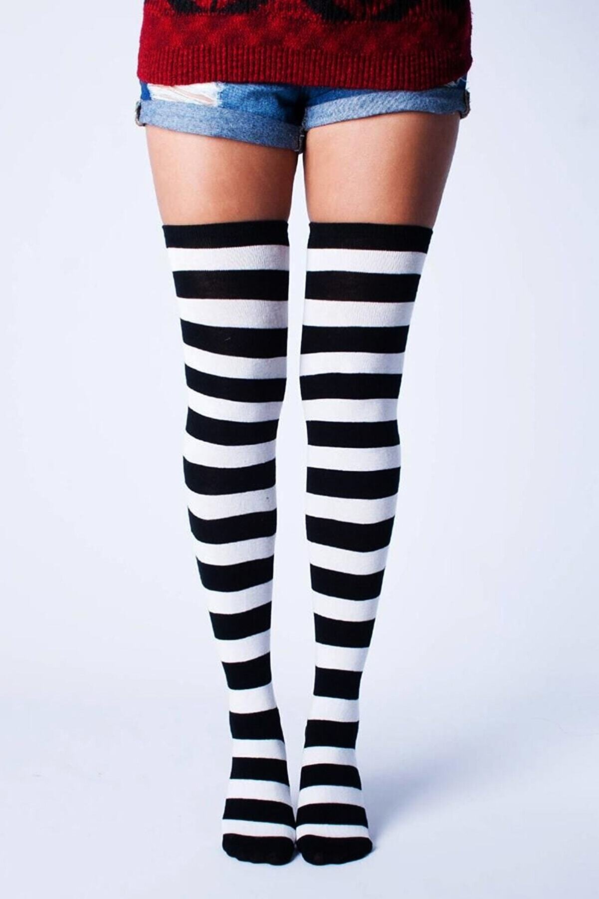 Design Socks Kadın Siyah Beyaz Çizgili Pamuklu Diz Üstü Çorap - Desen Çorap