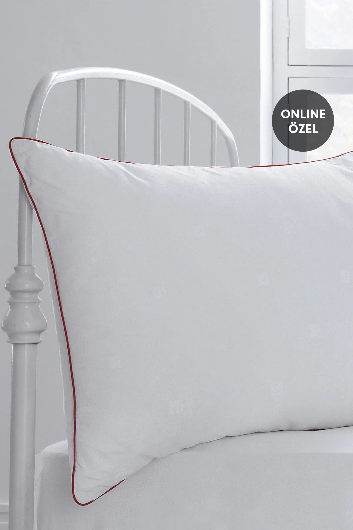 Yataş Bedding Dacron® 95 - 580 Gr Yastık