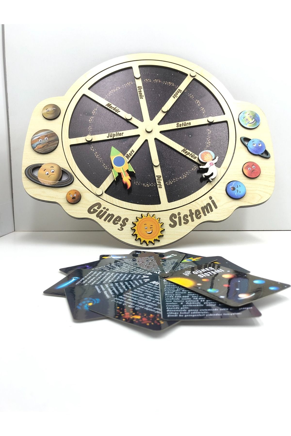 kitapsev Güneş Sistemi Kurulu ve Kartlı Oyun - Wooden Solar System