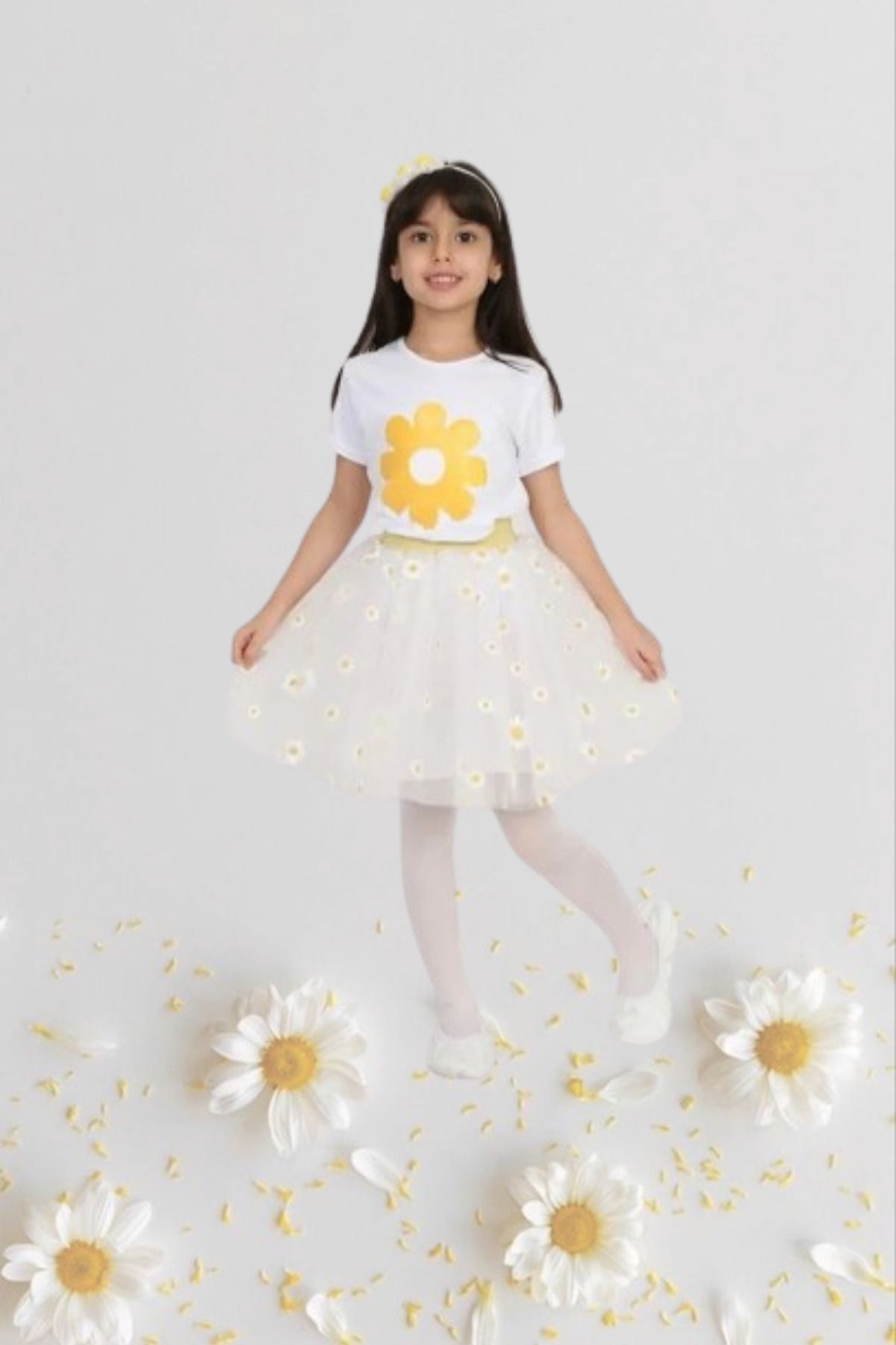 Nacar Kız Çocuk 23 Nisan Kıyafeti Kostüm Tütü Etek Kısa Kol Desenli Tshirt Papatya Takım 024