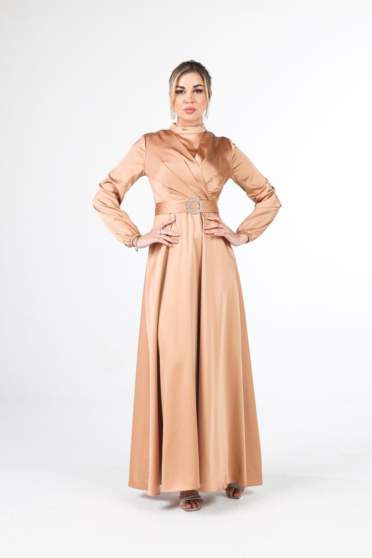 Feminist Anvelop Detaylı Saten Abiye Elbise Gold 4595002