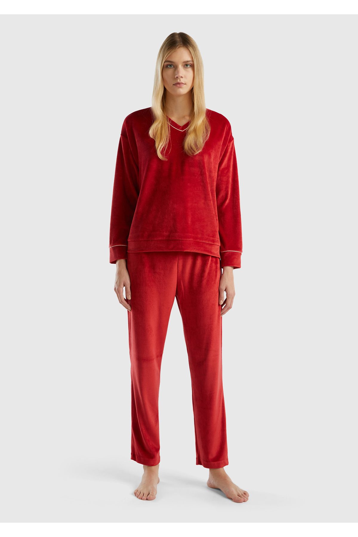 United Colors of Benetton Kadın Kırmızı Çizgi Detaylı V Yaka Pijama Takımı