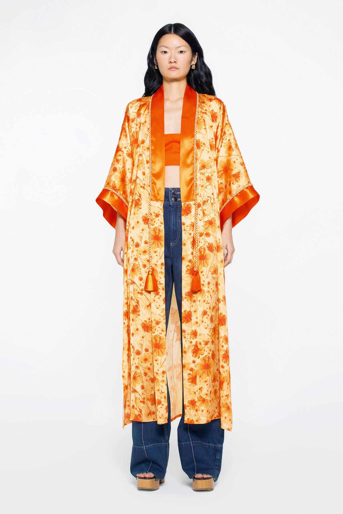GIZIA Özel Desen Arkası Yazı Baskılı Seyyar Kuşaklı Çiçekli Turuncu Kimono