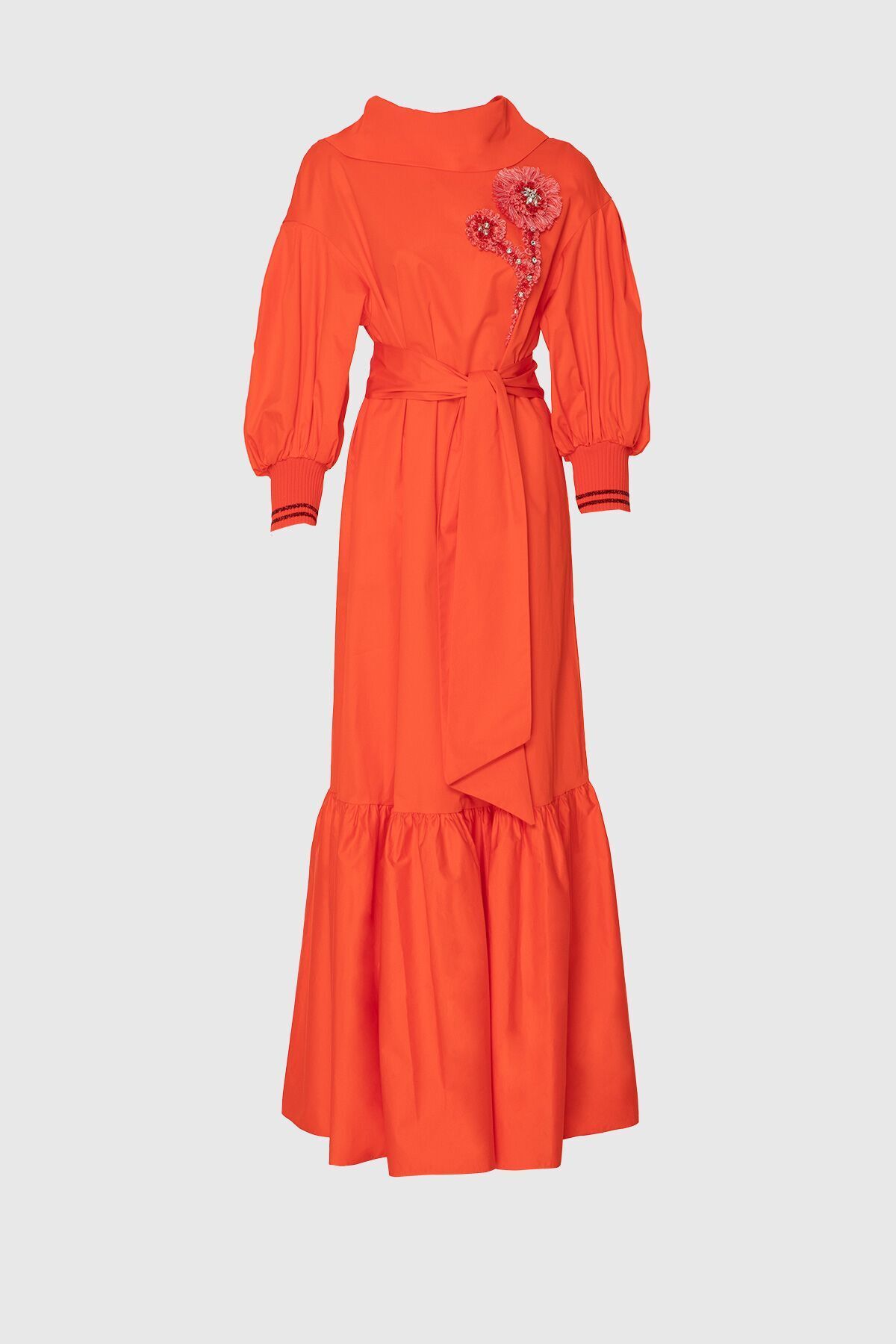 GIZIA Aplike Nakış Işlemeli Uzun Kırmızı Poplin Elbise