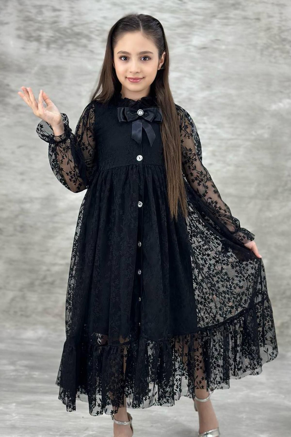 Riccotarz Kız Çocuk Boydan Düğmeli Dantel İşlemeli Siyah Elbise