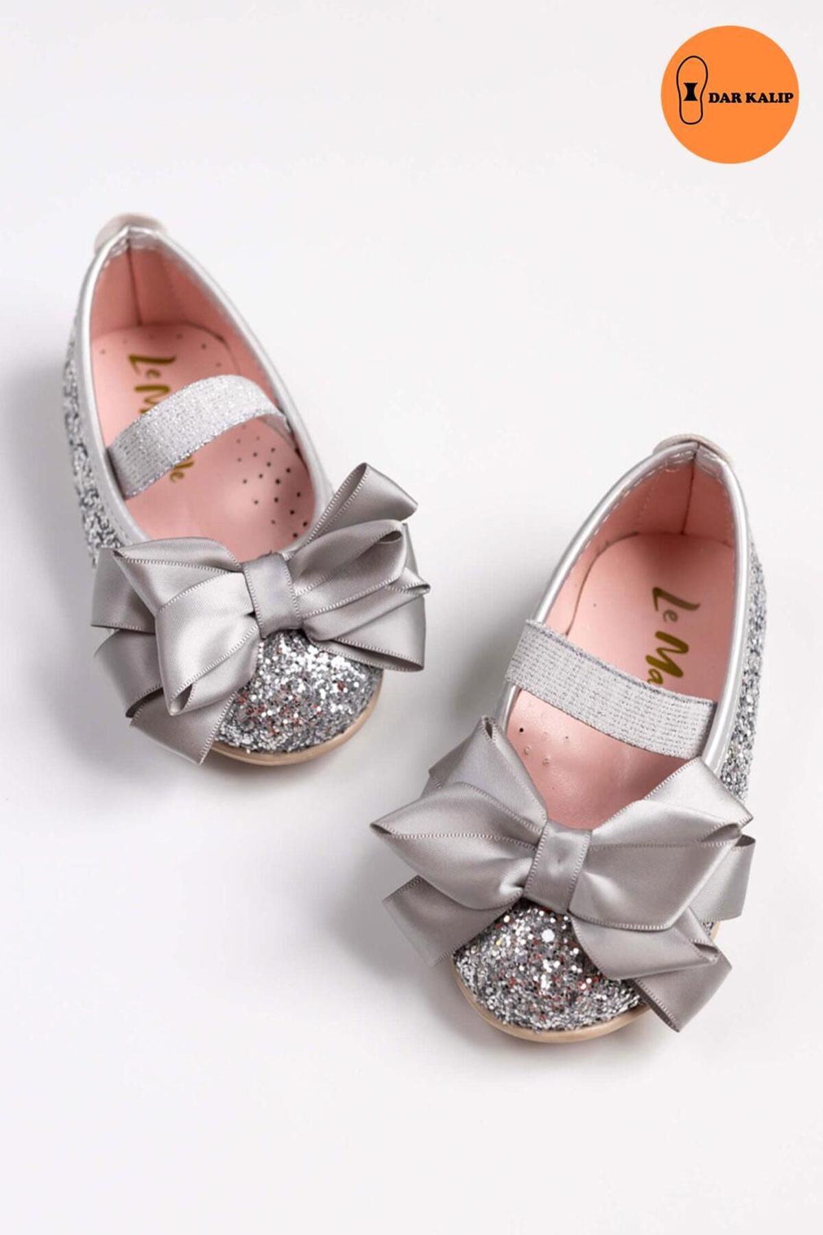 Le Mabelle Gümüş Fiyonklu Simli Kız Çocuk Ayakkabı