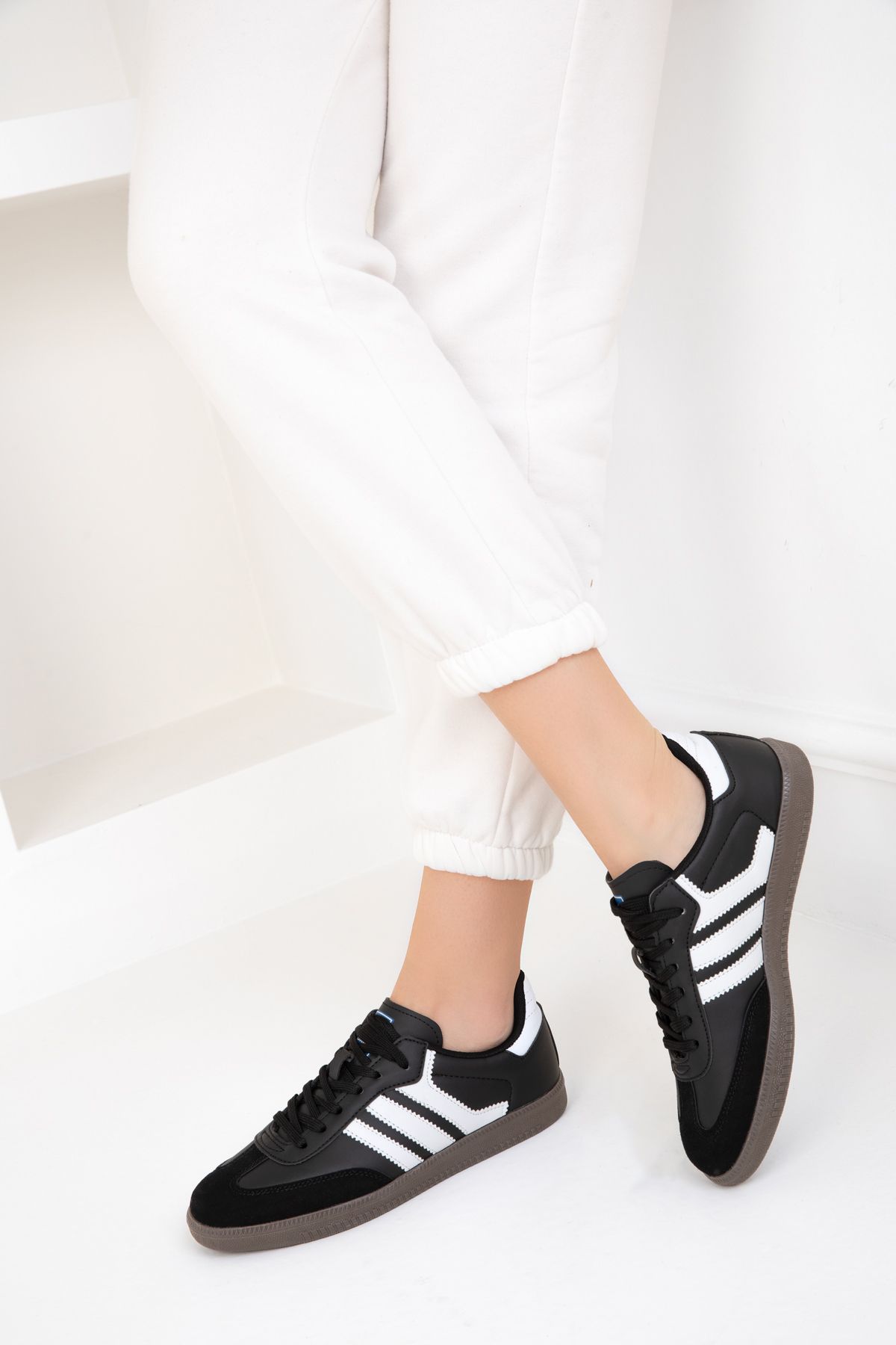 SOHO Siyah-Beyaz Unisex Sneaker 18880