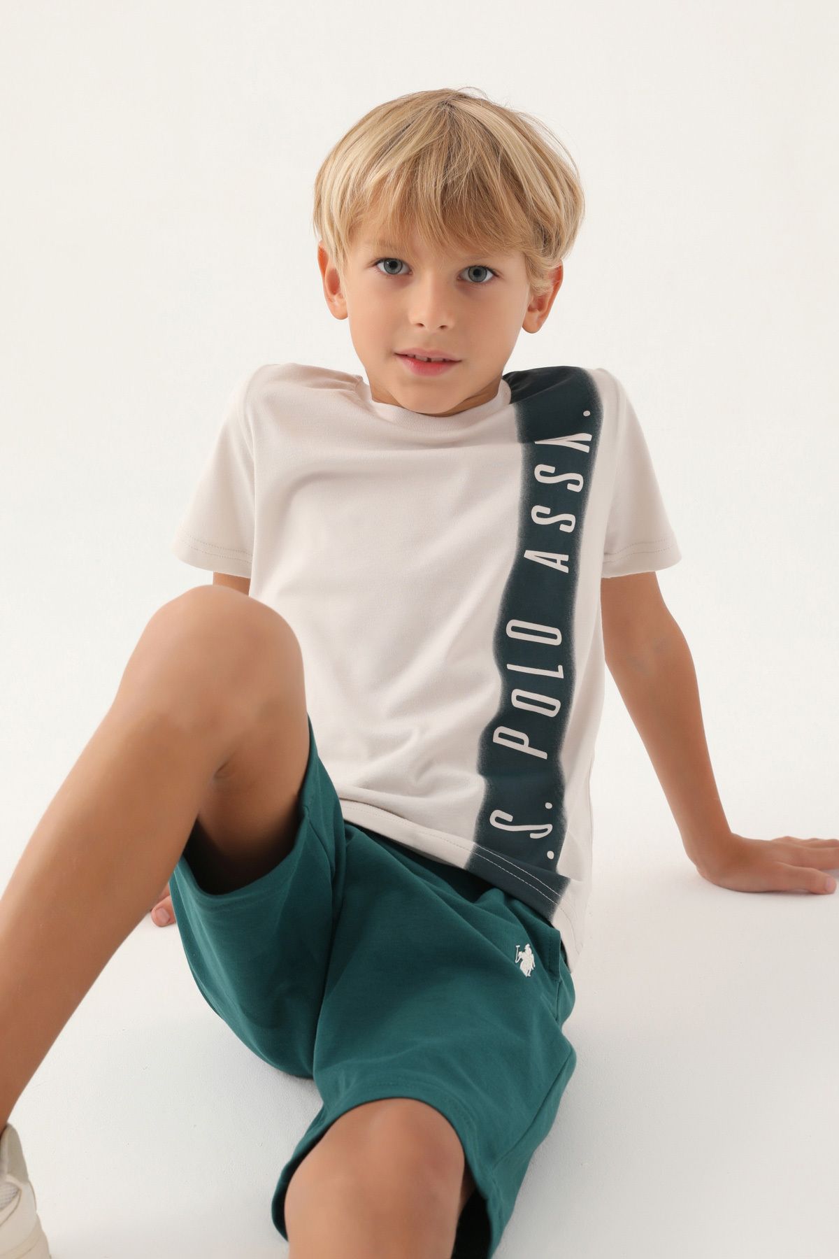 U.S. Polo Assn. Erkek Çocuk Neon Style Alt Üst Bermuda Takım