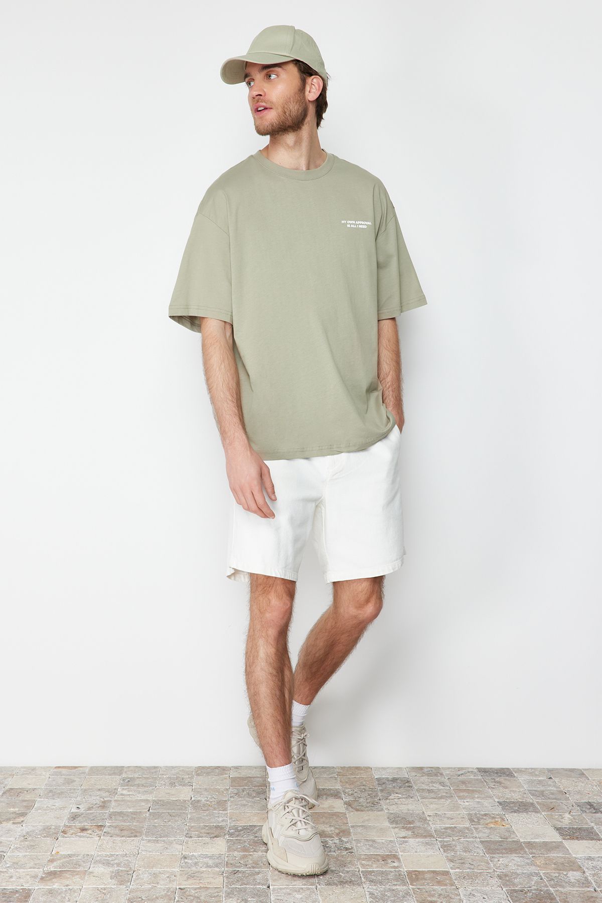 TRENDYOL MAN Mint  Oversize/Geniş Kesim Yazı Baskılı Kısa Kol %100 Pamuk T-Shirt TMNSS24TS00014