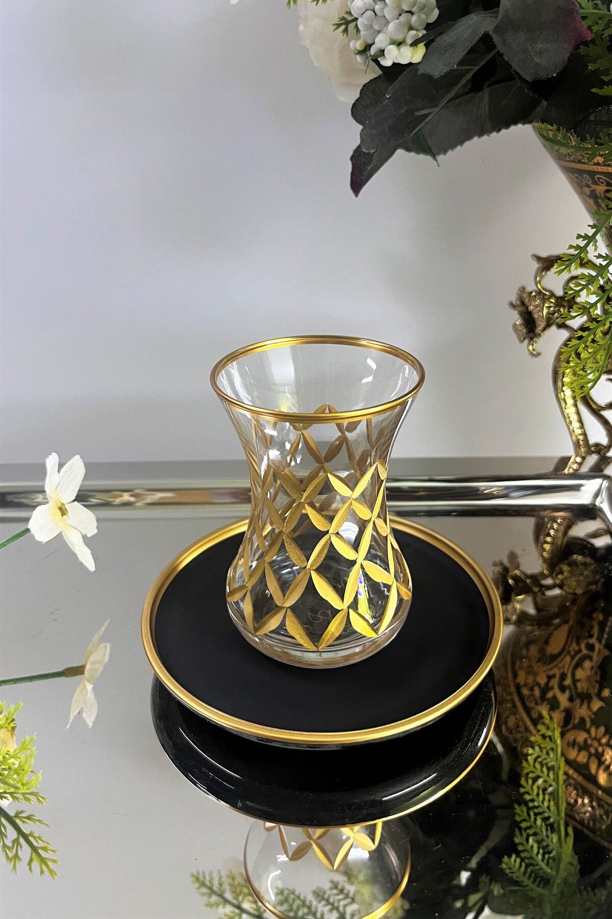 DECOSTYLE Kesme Dekorlu Gold Detaylı 12 Parça Cam Çay Takımı