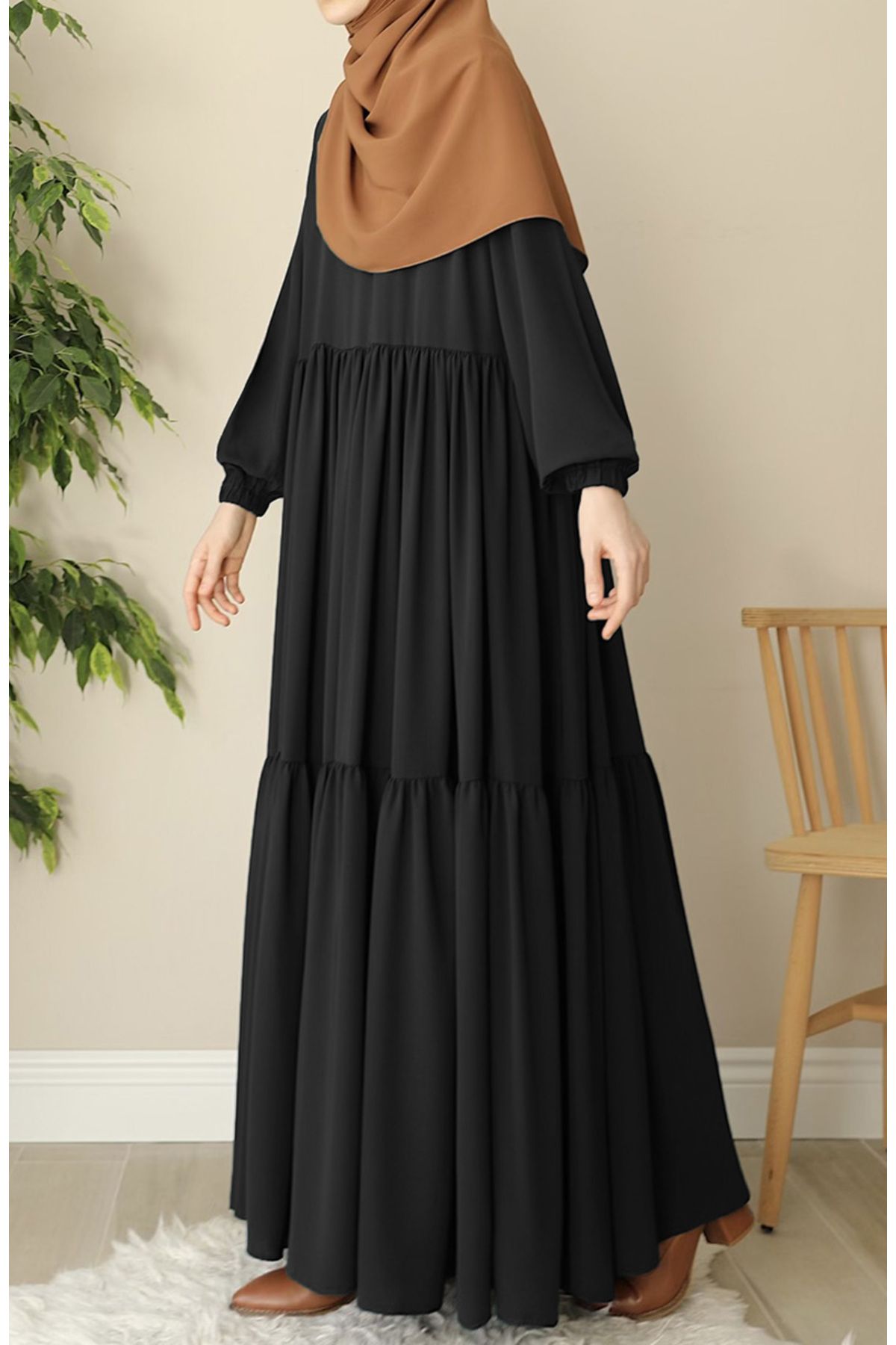 suhneva Arya Fırfırlı Elbise Ferace Siyah