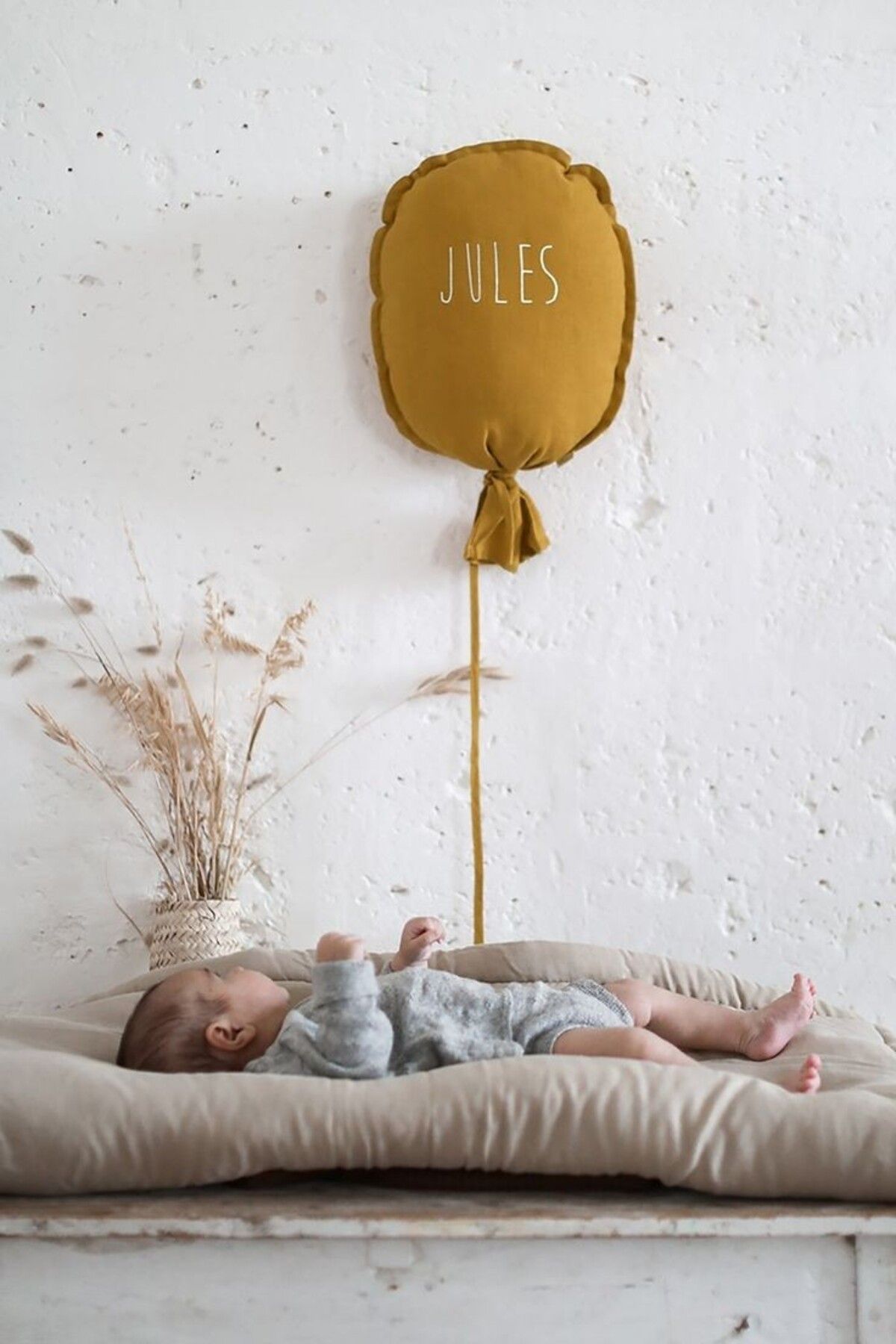 yupobebek Bebek balon yastık isimli çocuk yastığı dekoratif yastık