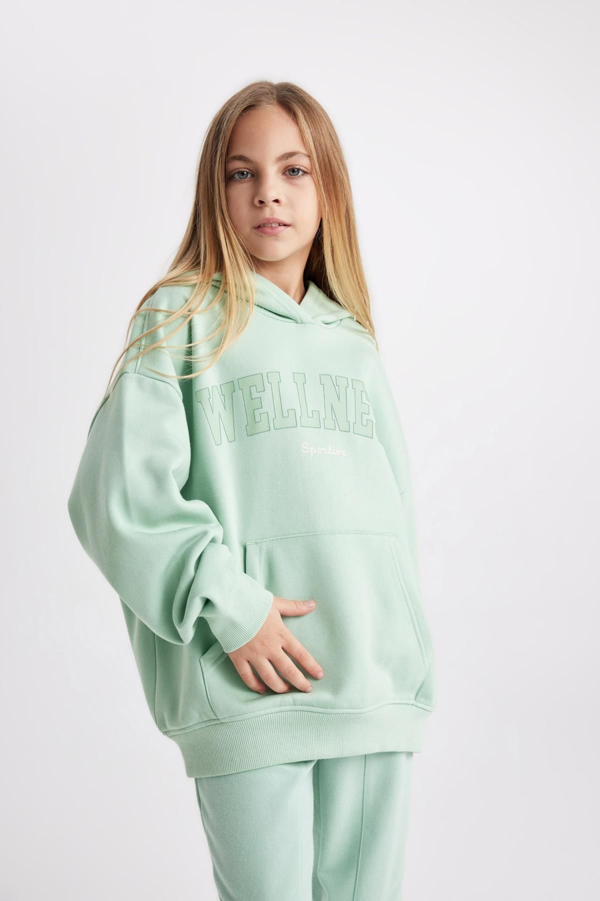 Defacto Kız Çocuk Oversize Fit Kapüşonlu Içi Yumuşak Tüylü Kalın Sweatshirt