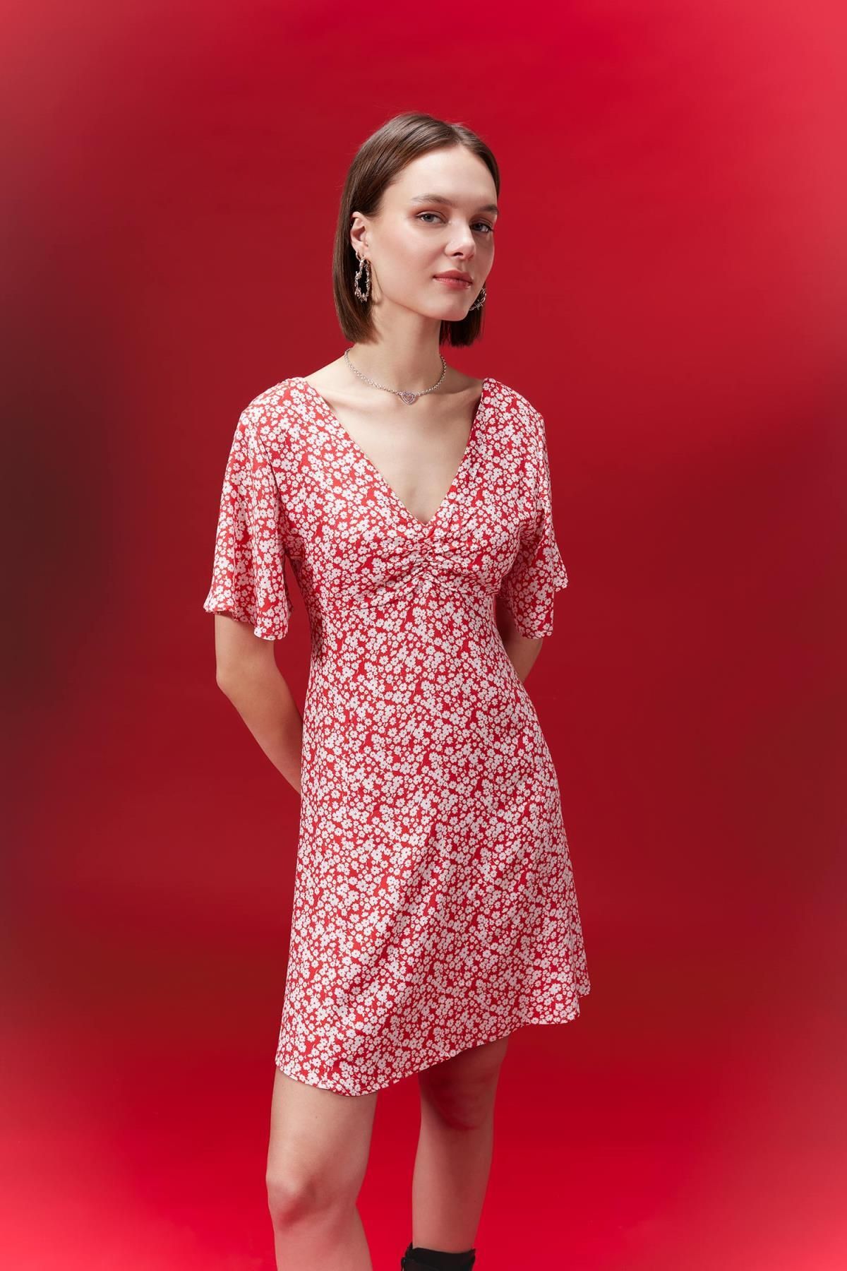 Defacto V Yaka Floral Maroken Mini Kısa Kollu Kırmızı Elbise B0127ax24sp