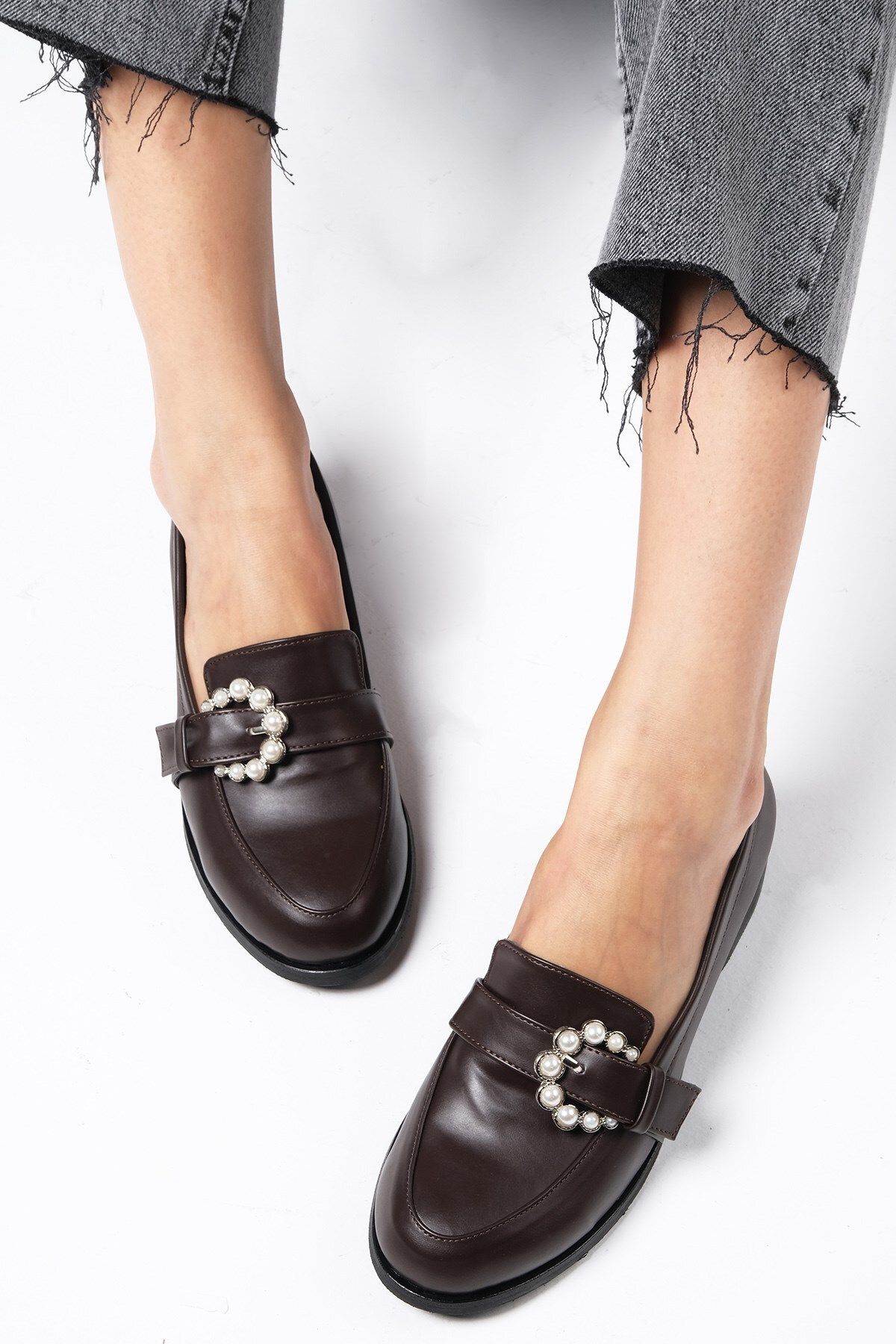 Mio Gusto Kahverengi Inci Tokalı Kadın Günlük Düz Oxford Ayakkabı