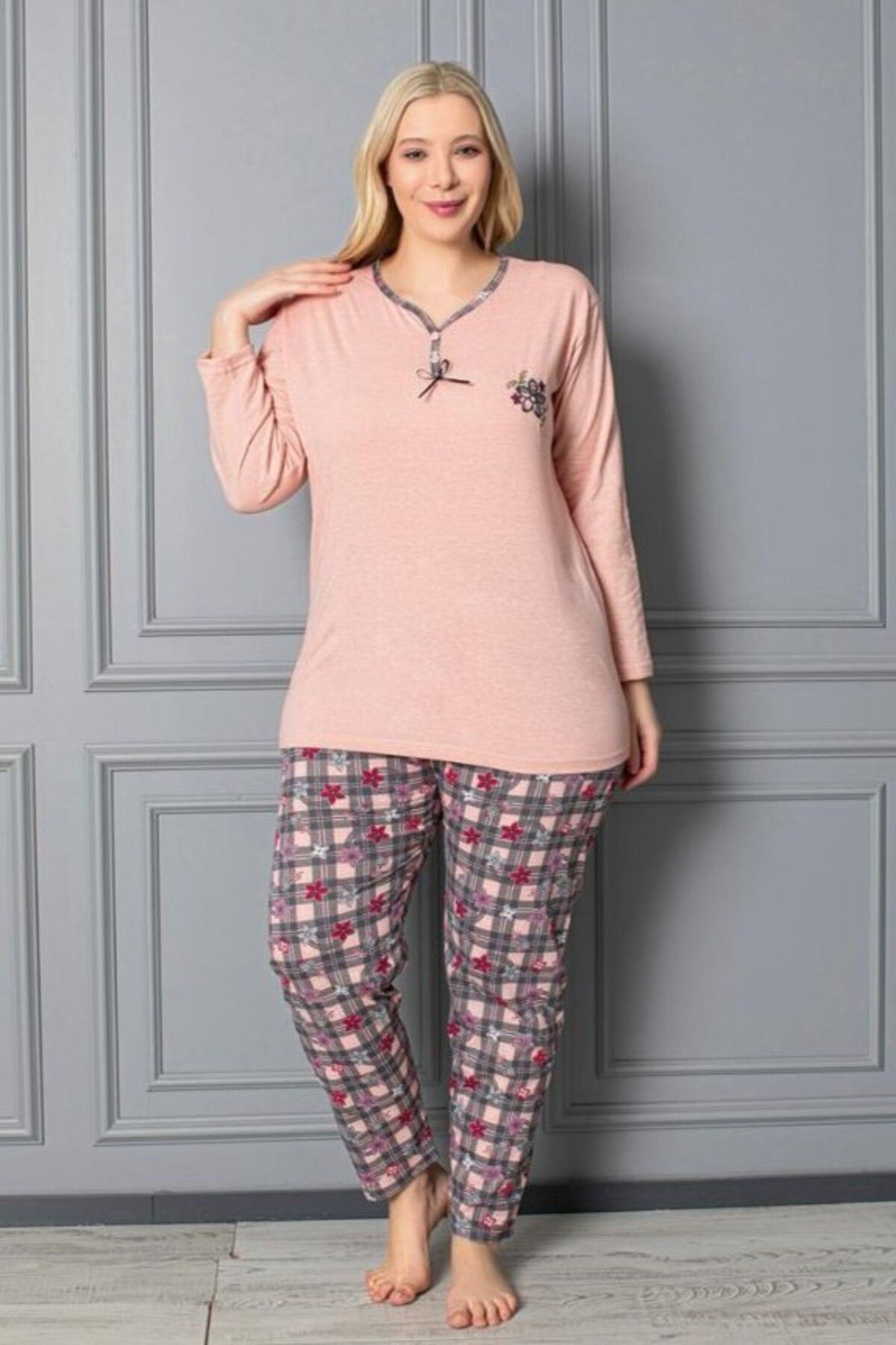 Farya Home X-Dreamy Büyük Beden Pamuklu Uzun Kollu Ekoseli Çiçekli Pijama Takımı
