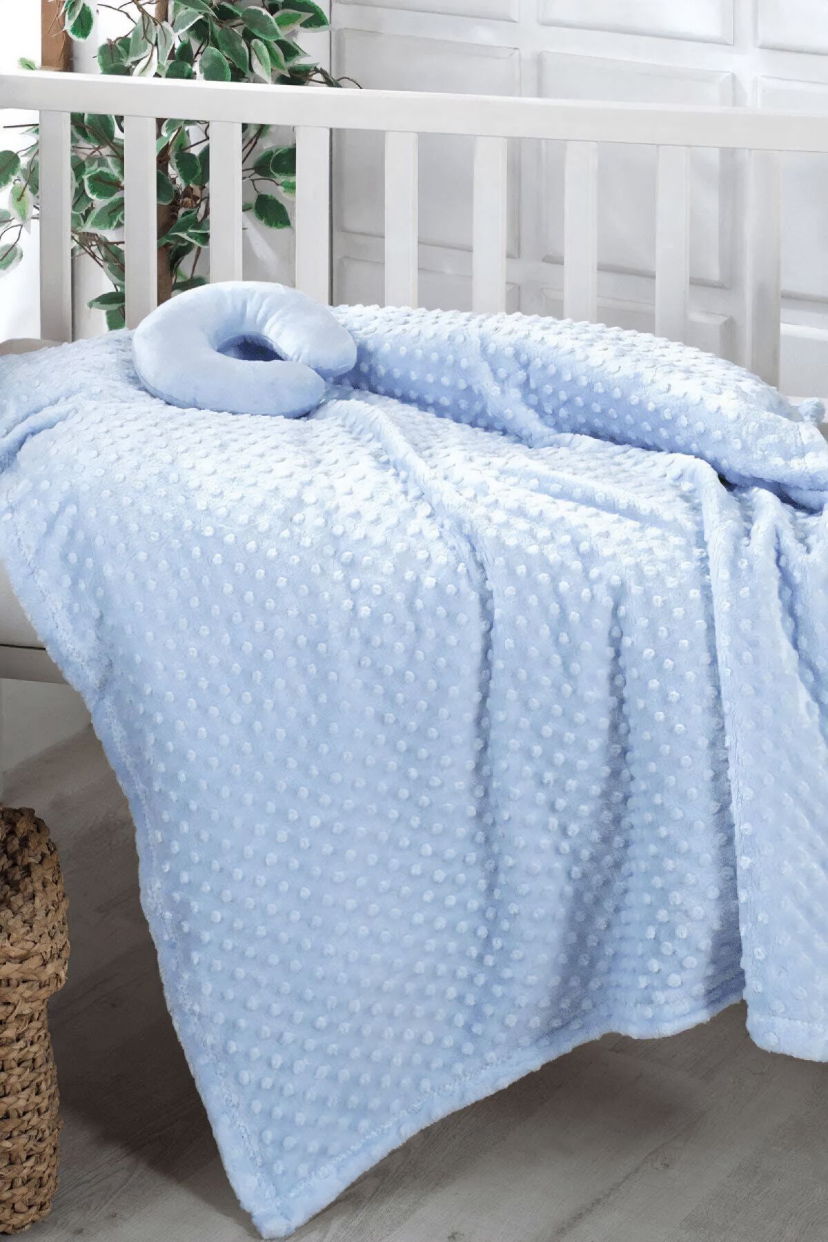 AKSU İpeksoft Boyunluk Hediyeli Tomurcuk Bebek Battaniyesi - Mavi